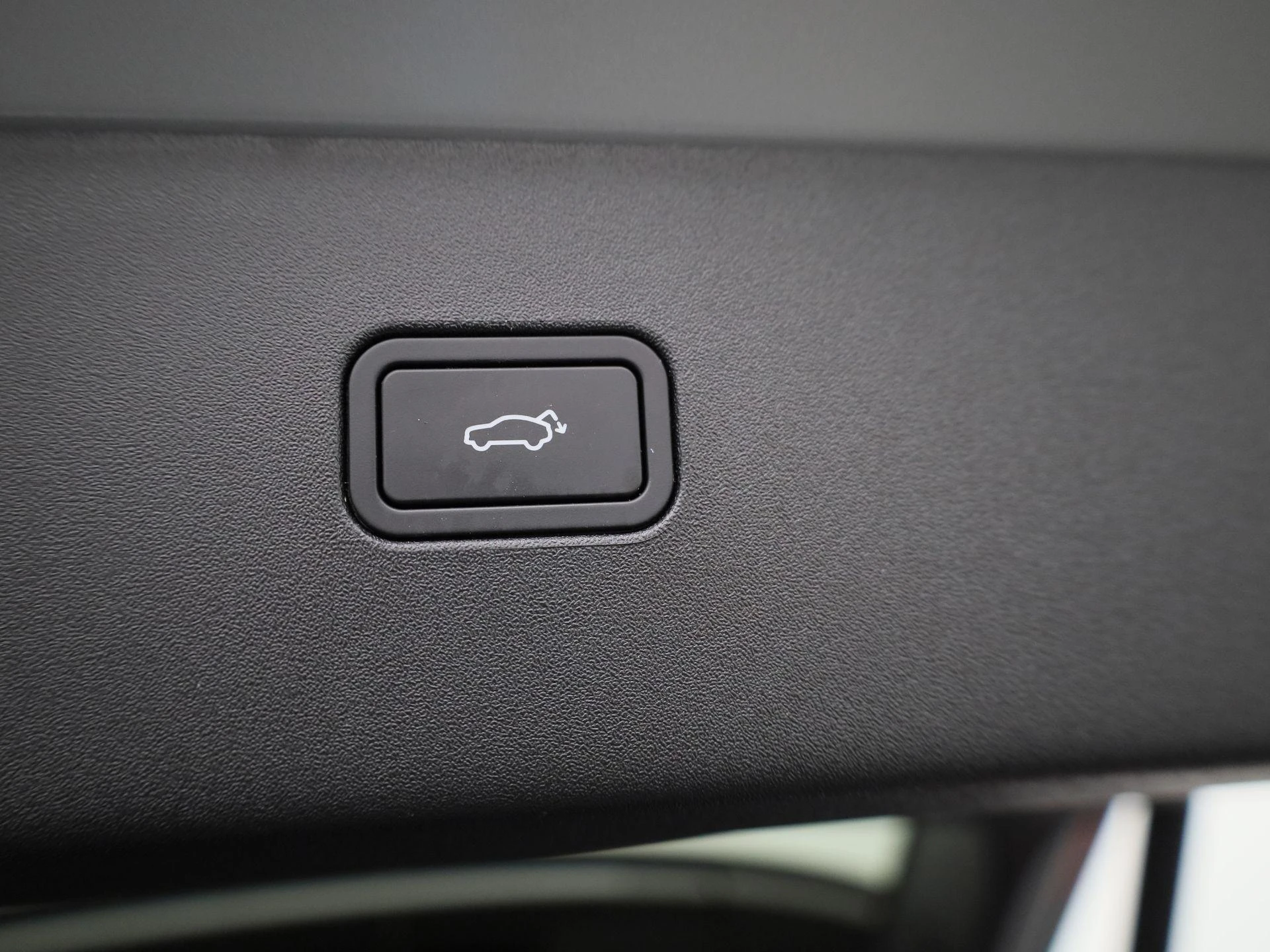 Volvo-EX30-image-13
