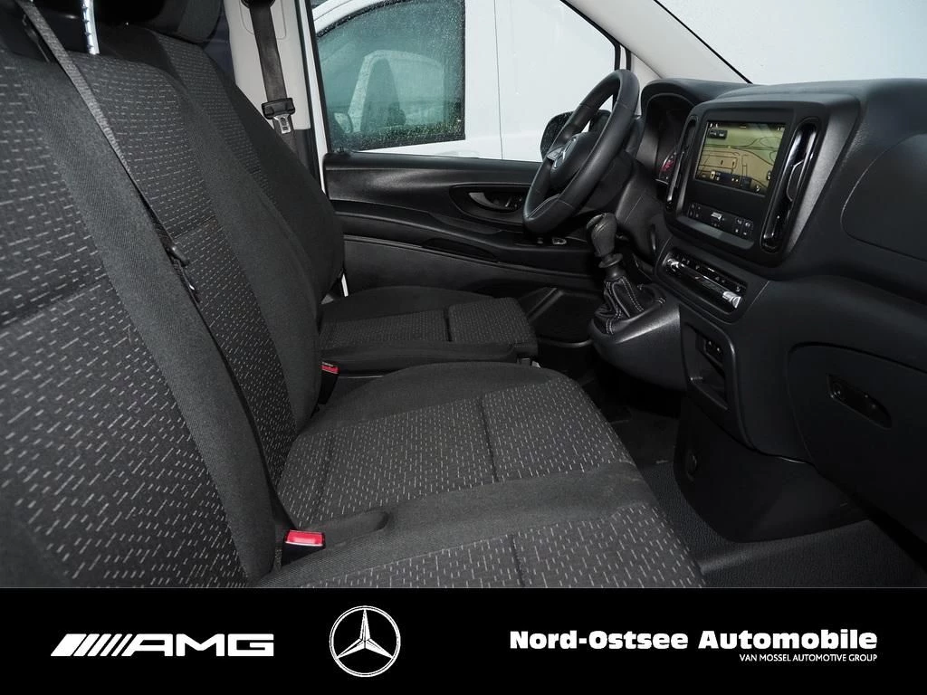 Mercedes-Benz-Vito-image-9