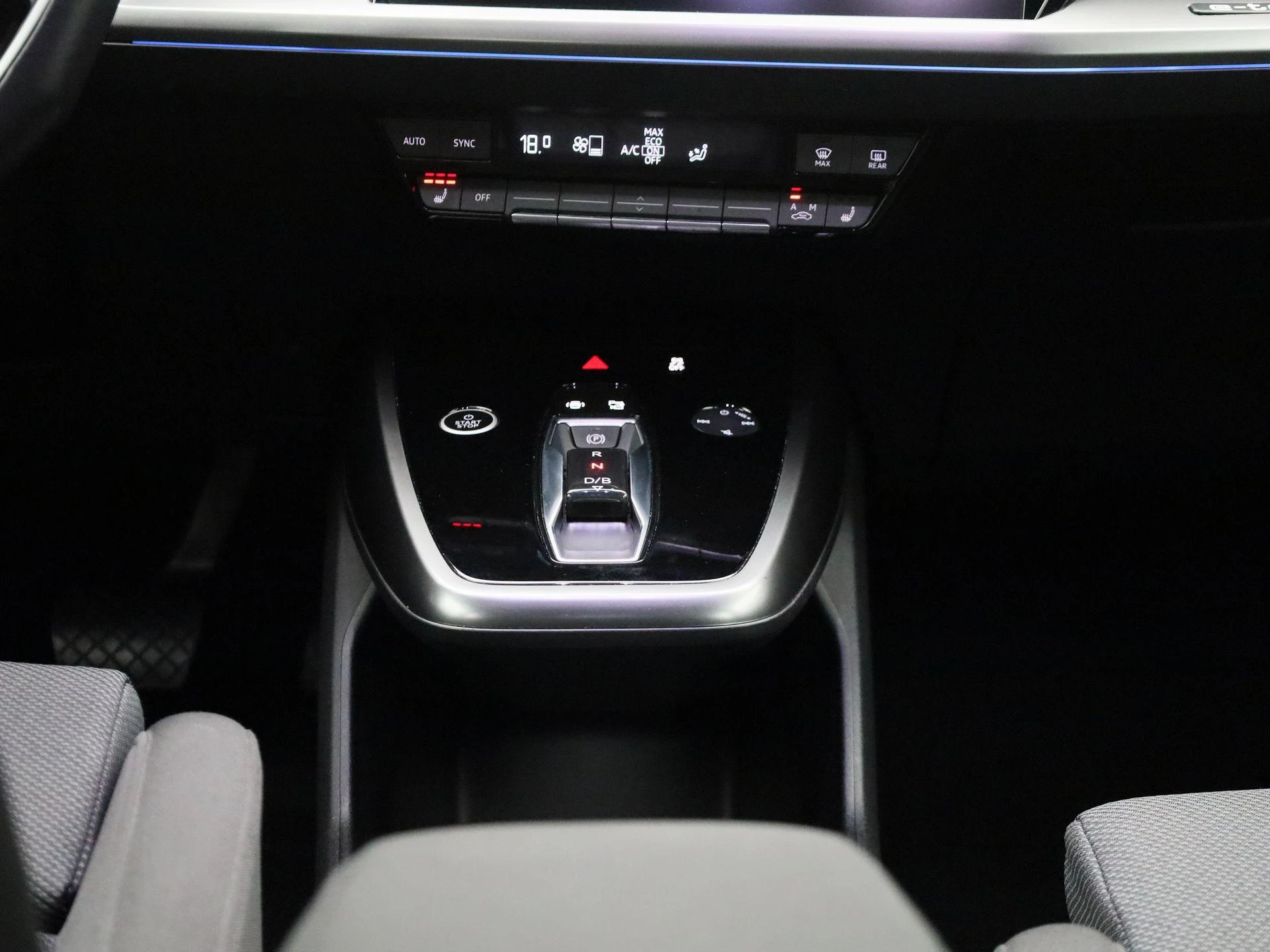 Audi-Q4 e-tron-image-13