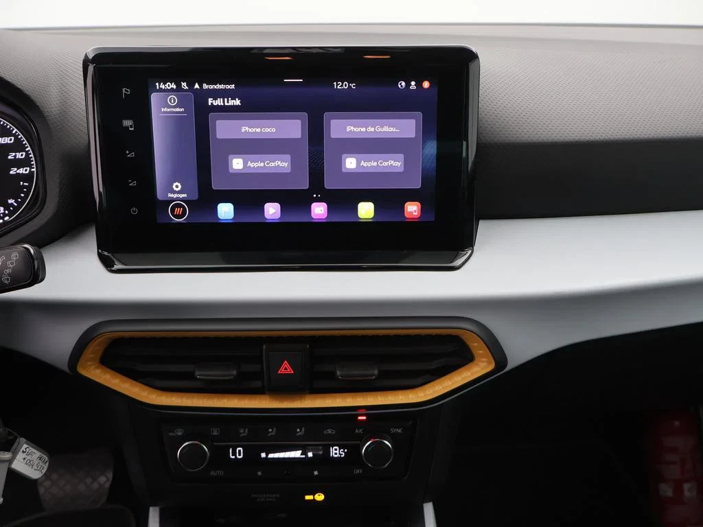 SEAT-Arona-image-15