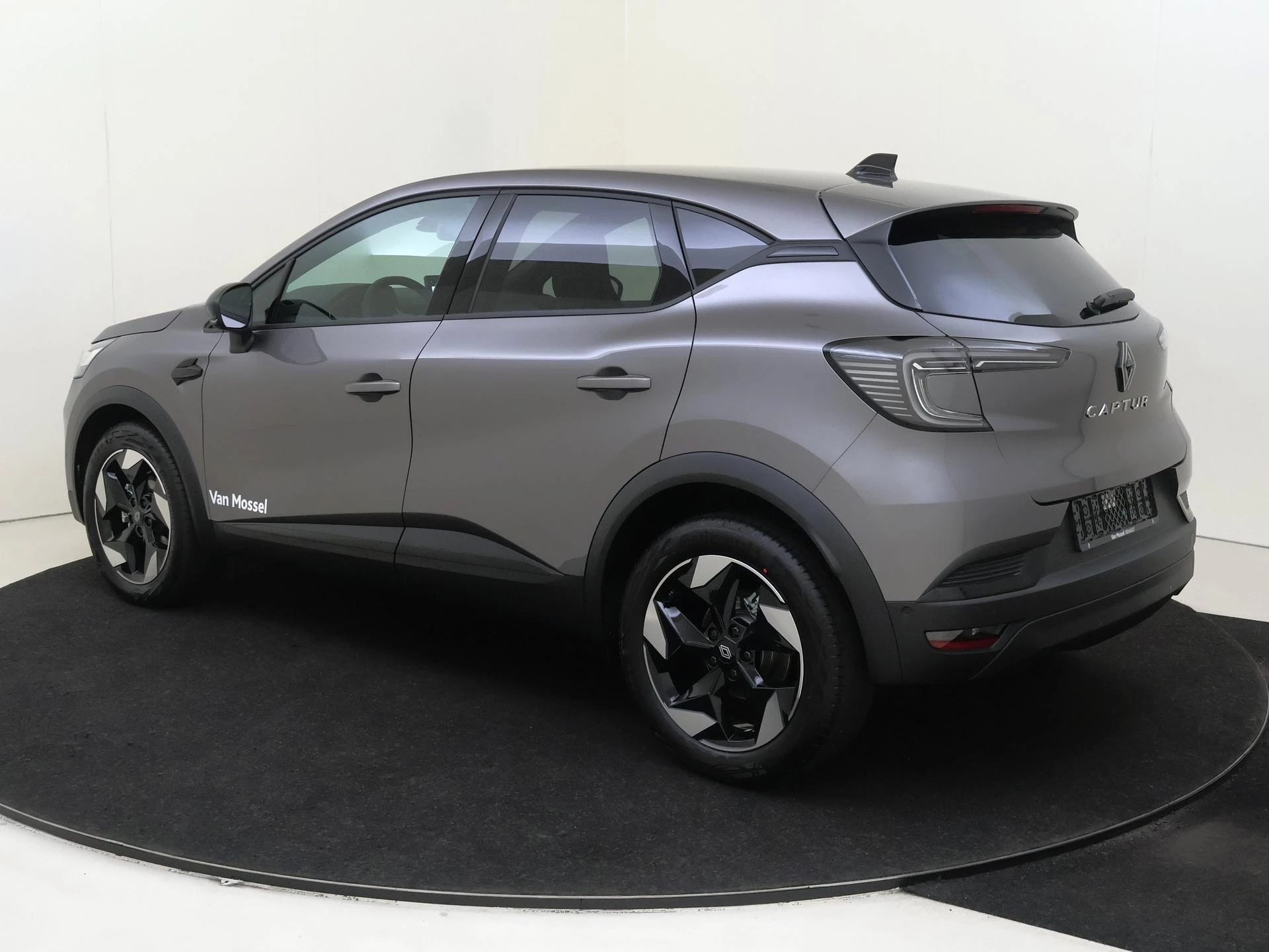 Renault-Captur-image-2