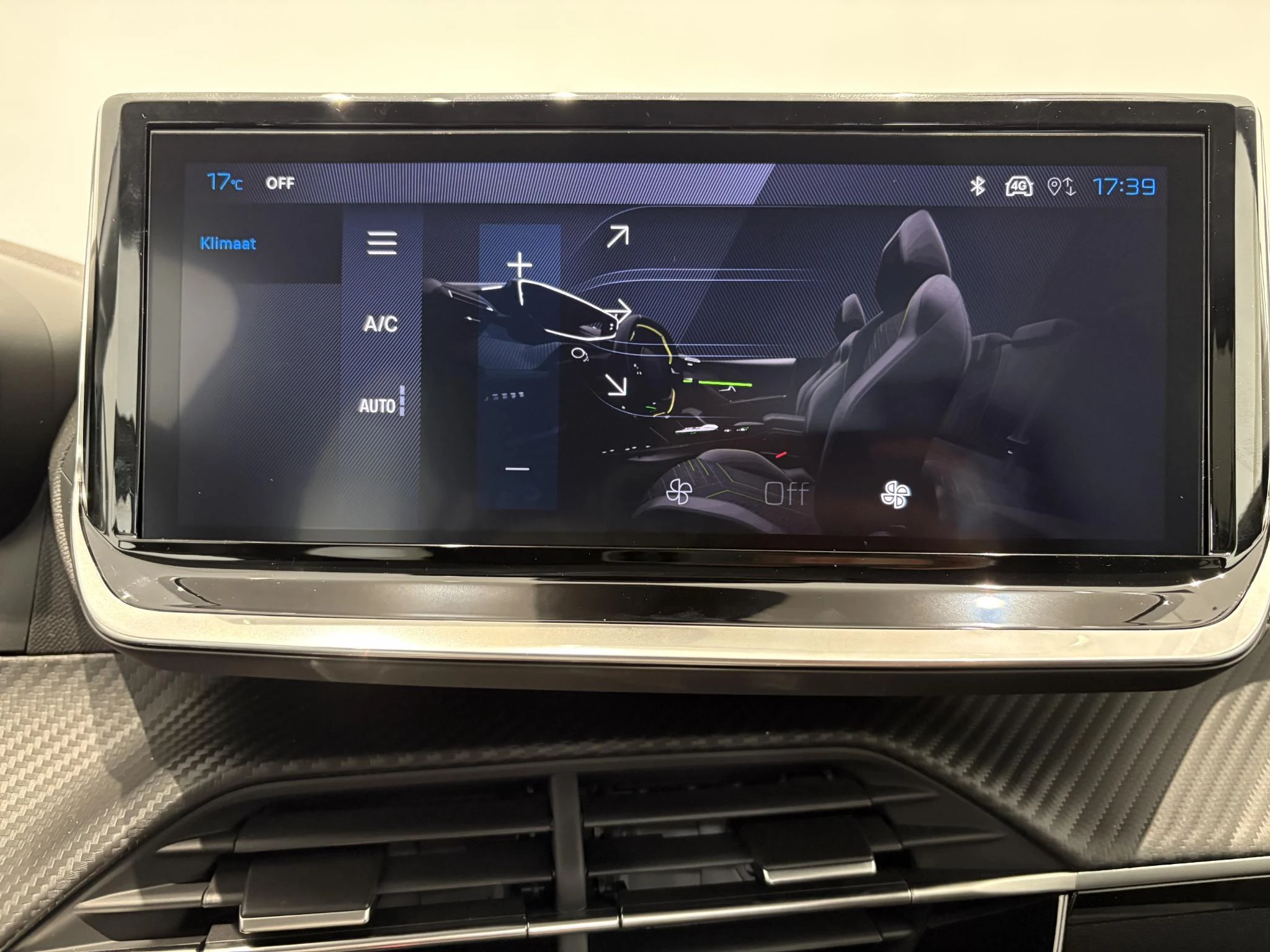 Peugeot 208 1.2 Hybrid 110 e-DCS6 Allure
