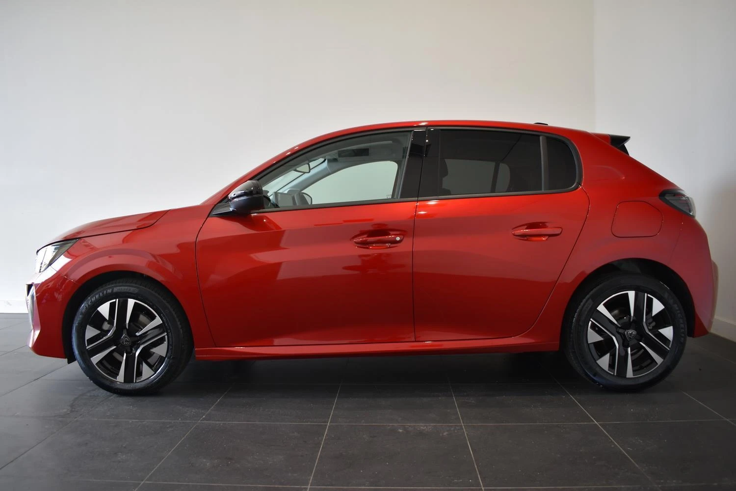 Peugeot-208-image-5