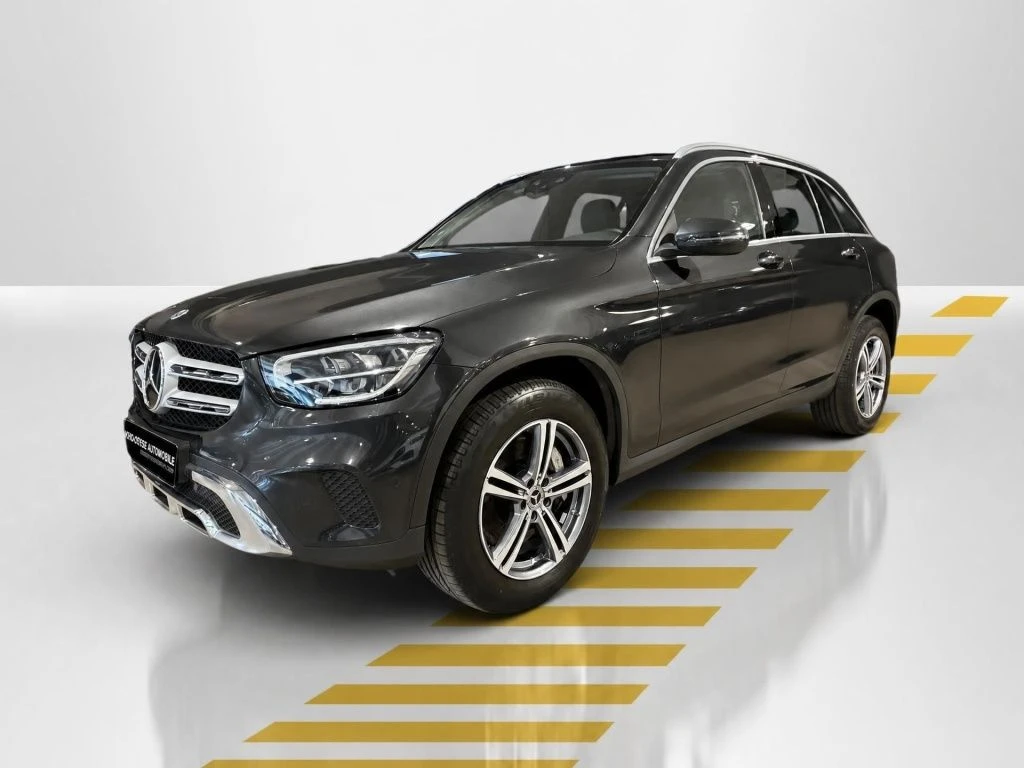 Mercedes-Benz-GLC 300 e-image-3
