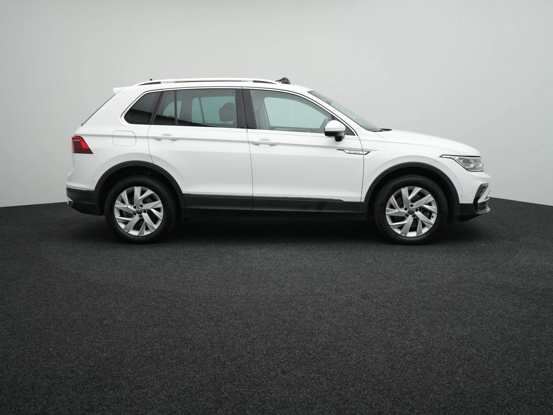 Volkswagen Tiguan 1.4 TSI eHybrid Elegance
