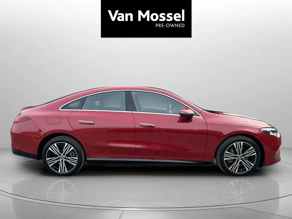 Mercedes-Benz-CLA-image-3