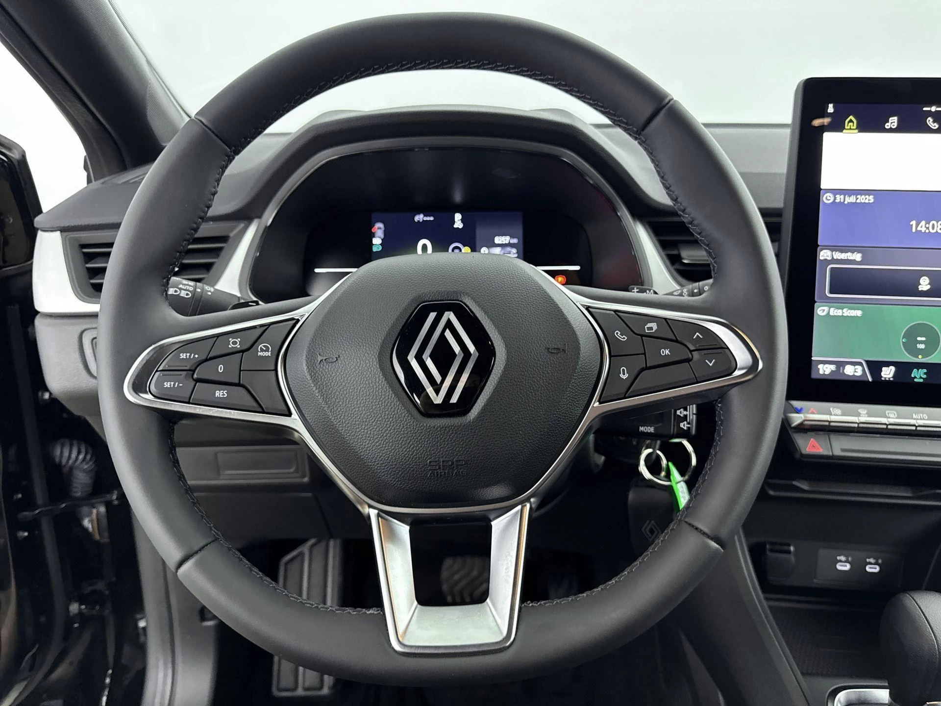 Renault-Captur-image-25