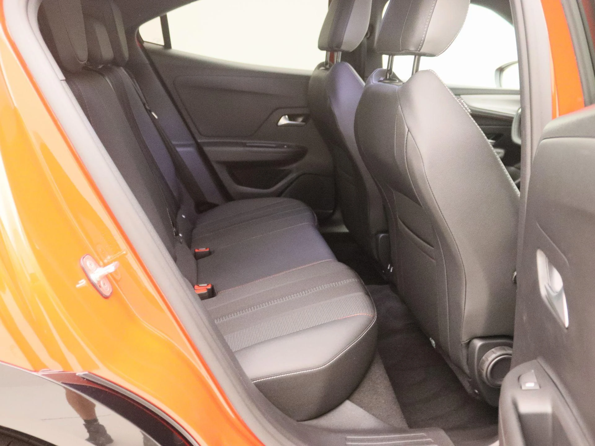 Opel-Mokka-e-image-23