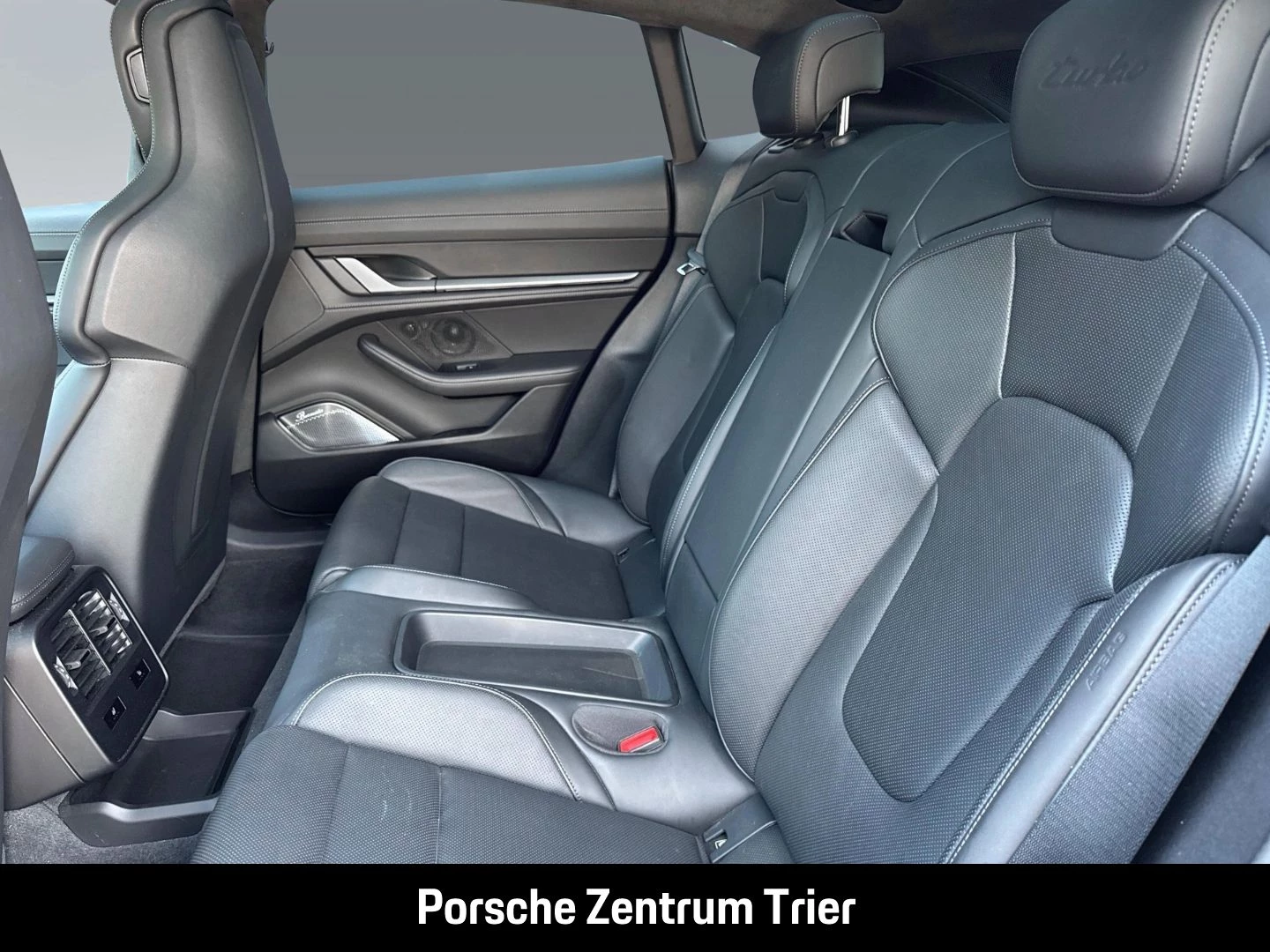 Porsche Taycan Turbo Sport Turismo Burmester HA-Lenkung turbo s