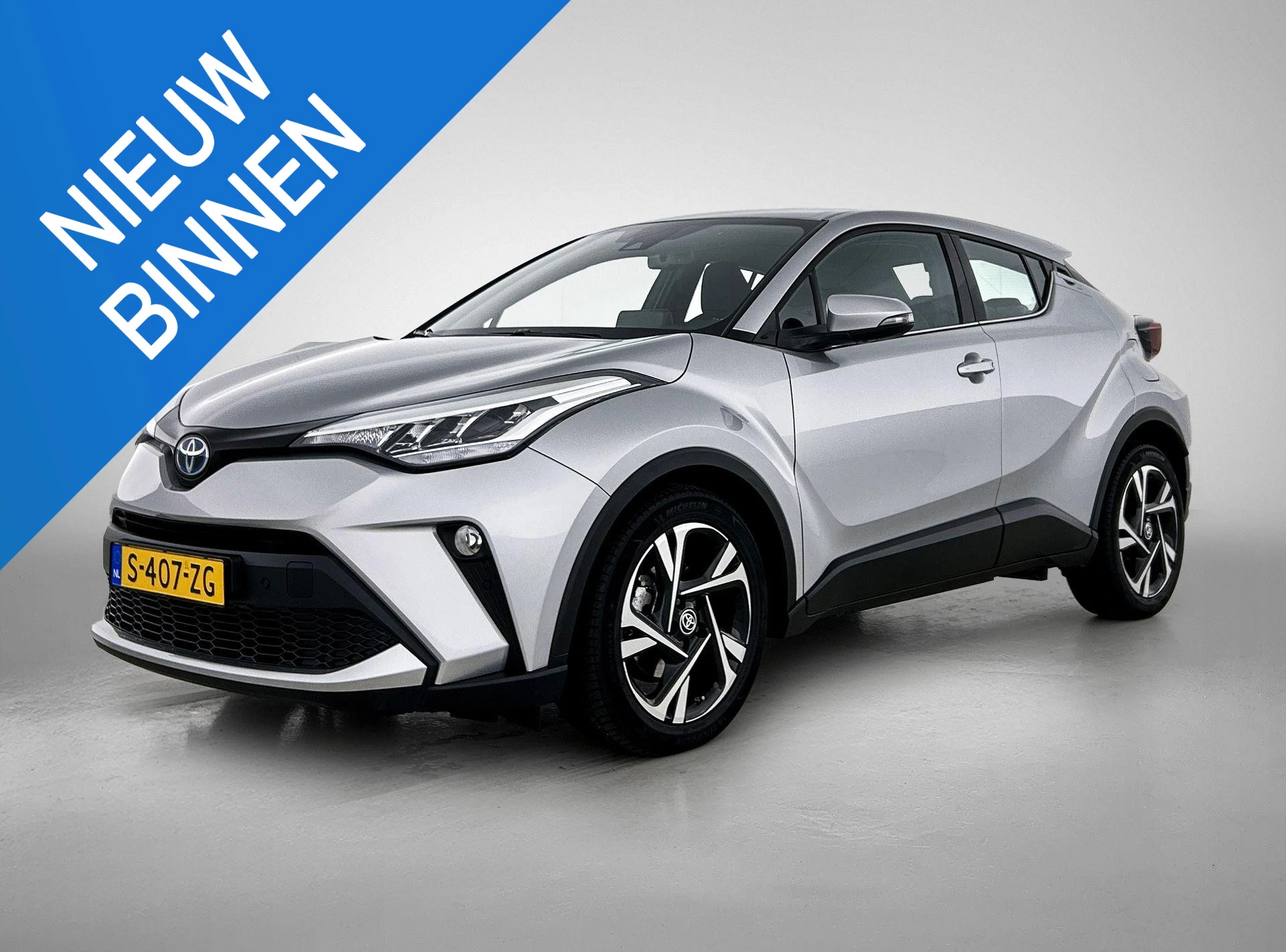 Toyota-C-HR-image-0