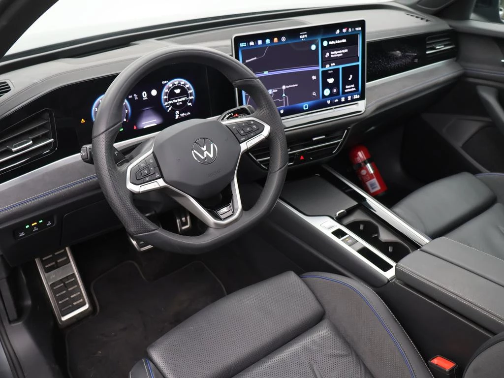 Volkswagen-Passat-image-19