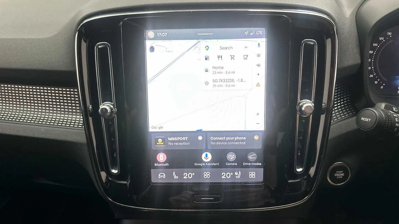 Volvo-XC40-image-13