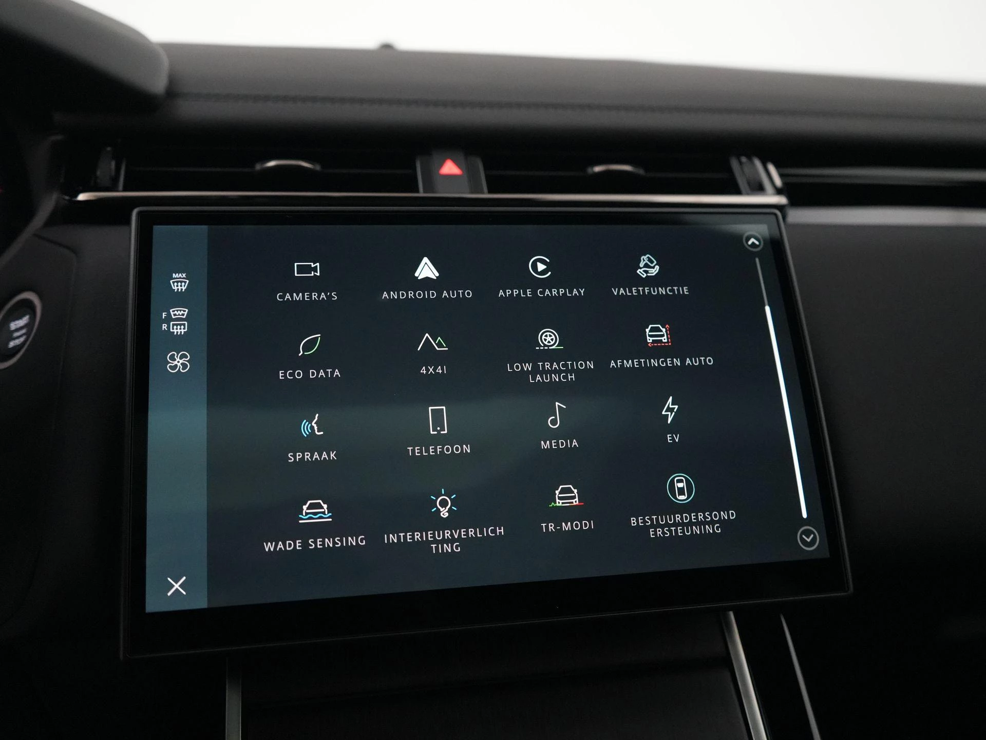 Land Rover-Range Rover Velar-image-21