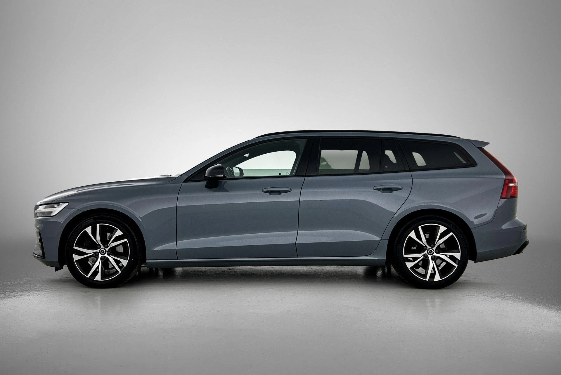 Volvo-V60-image-1