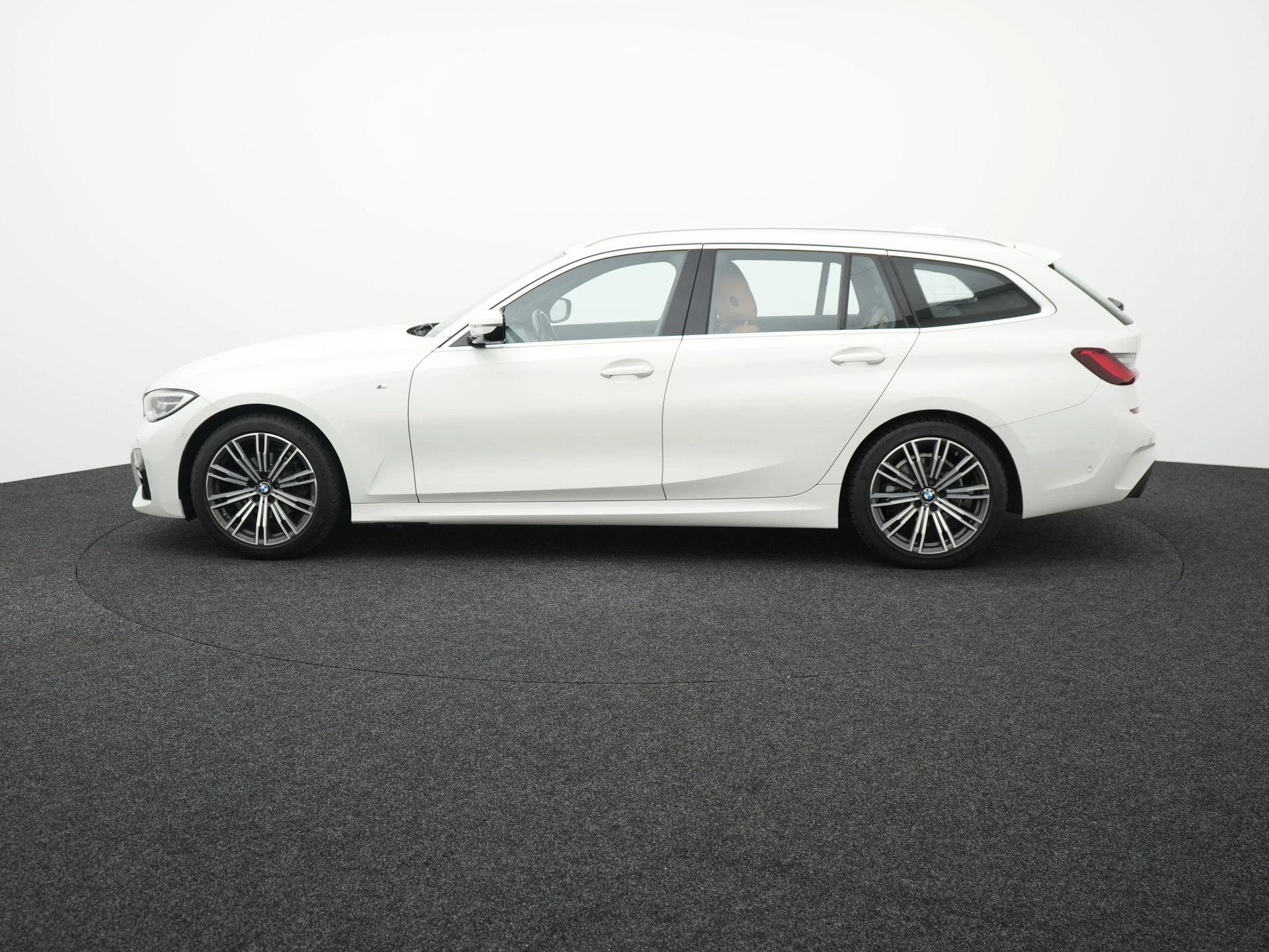 BMW-3 Serie-image-3