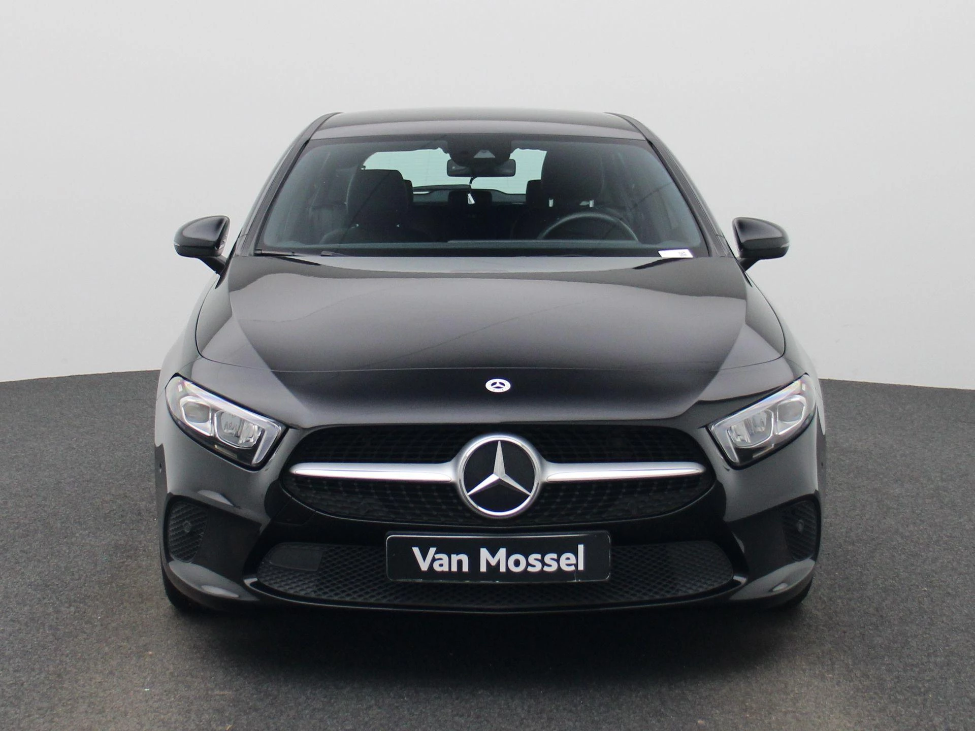 Mercedes-Benz-A-Klasse-image-2