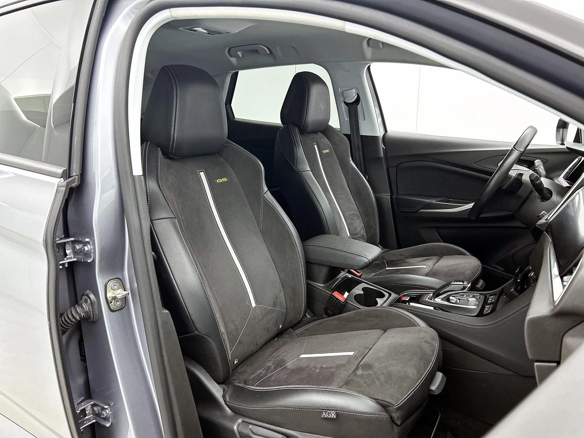 Opel-Grandland-image-37