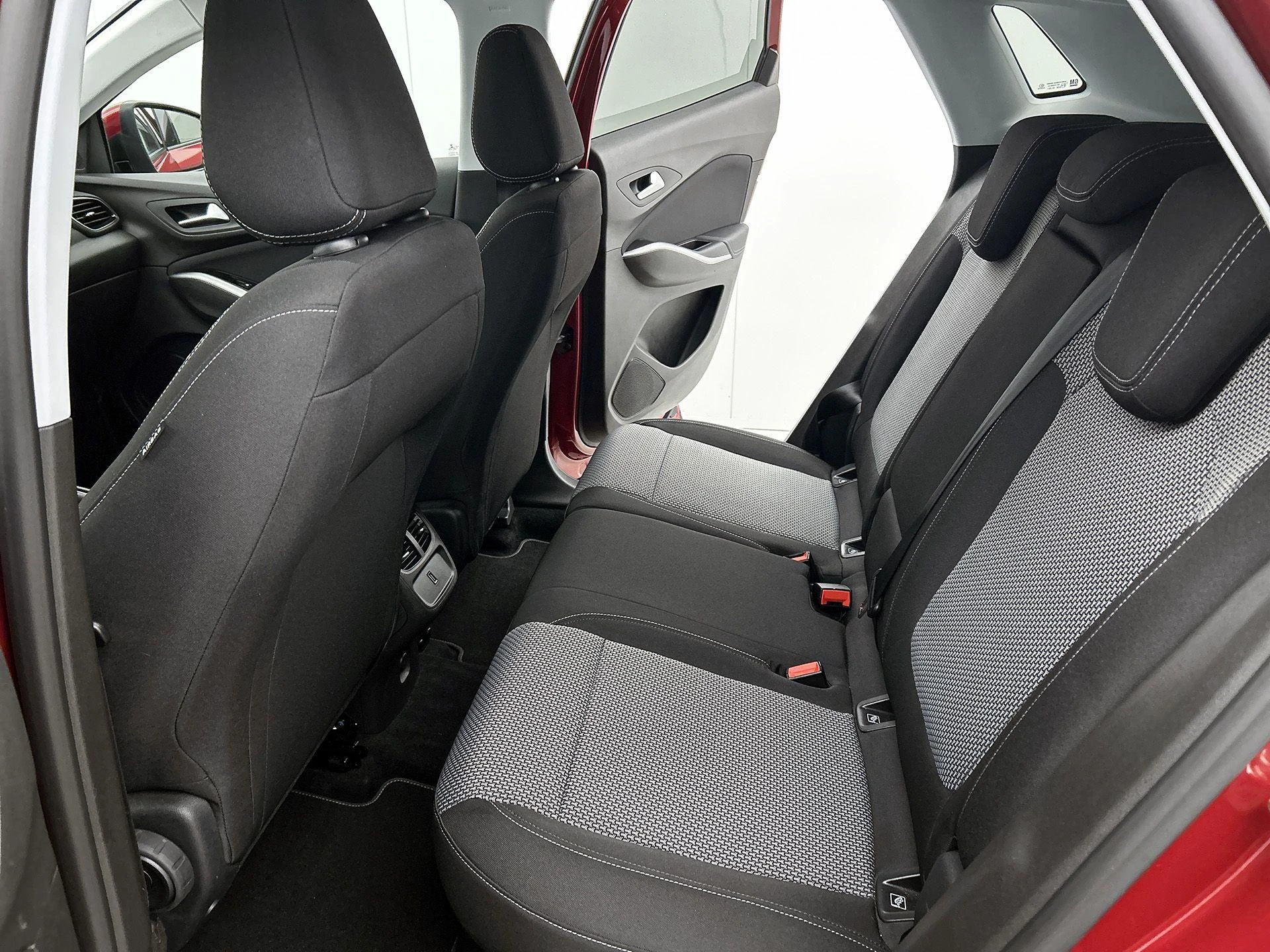 Opel-Grandland X-image-25
