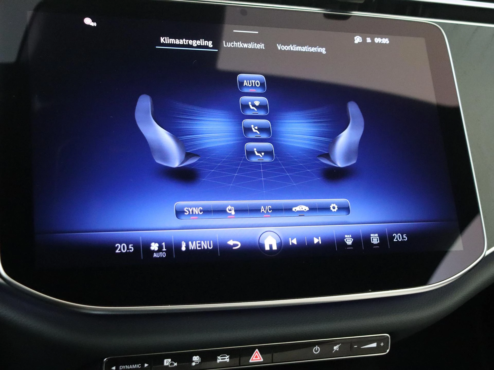 Mercedes-Benz-E-Klasse-image-19