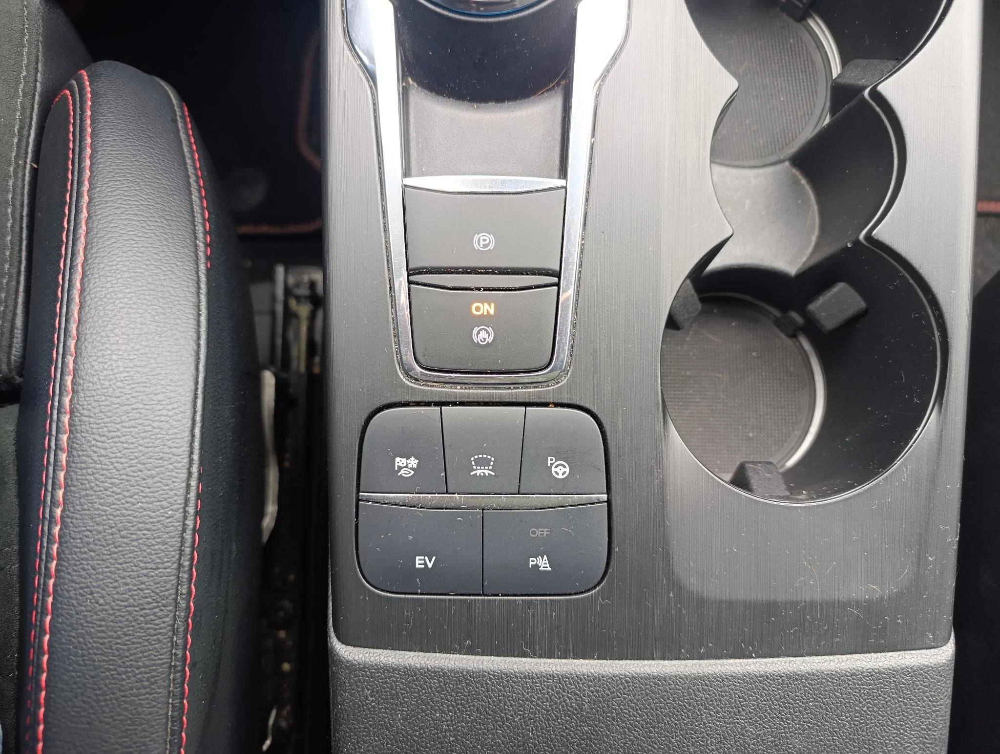 Ford-Kuga-image-26