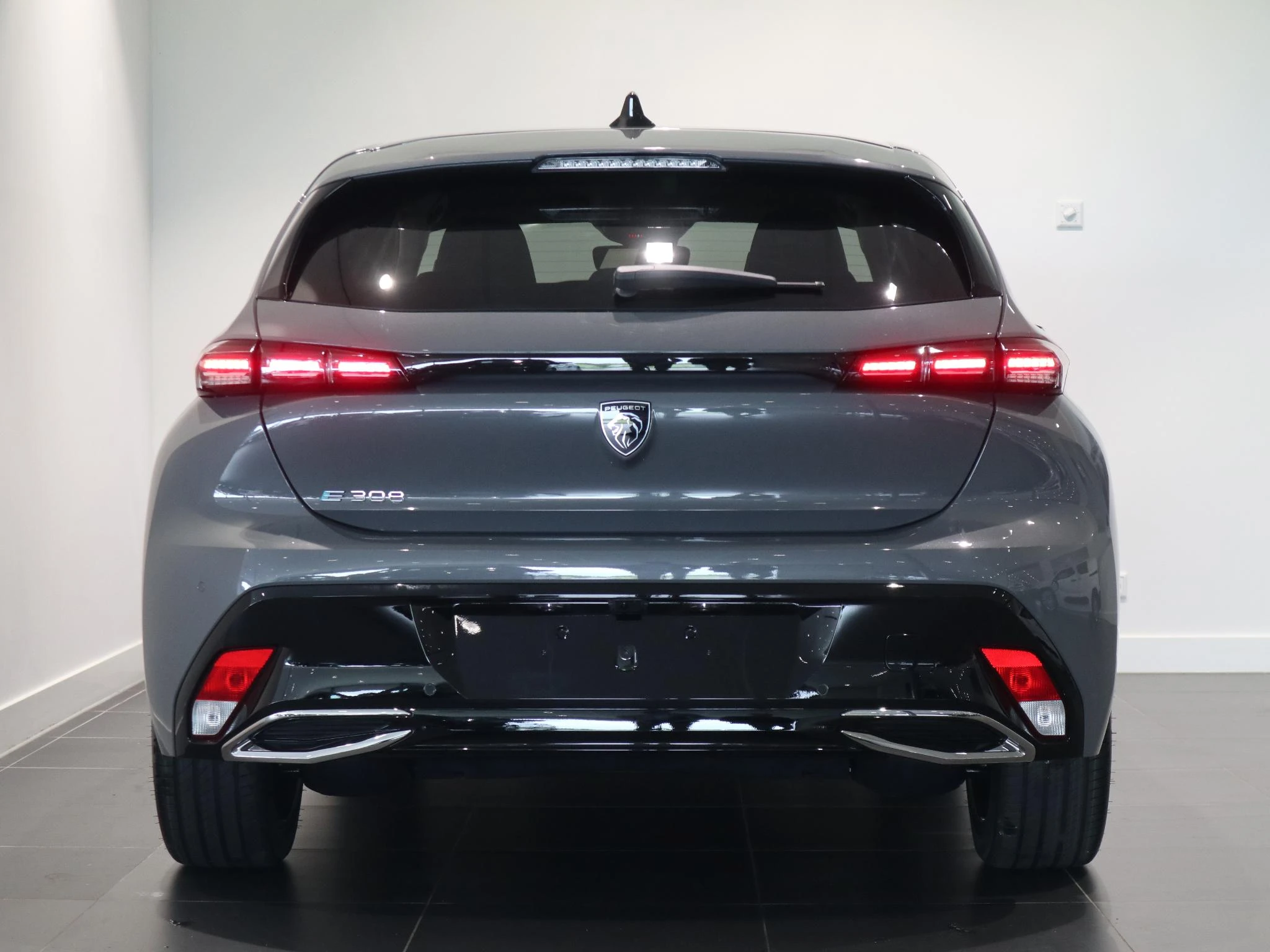 Peugeot-e-308-image-8