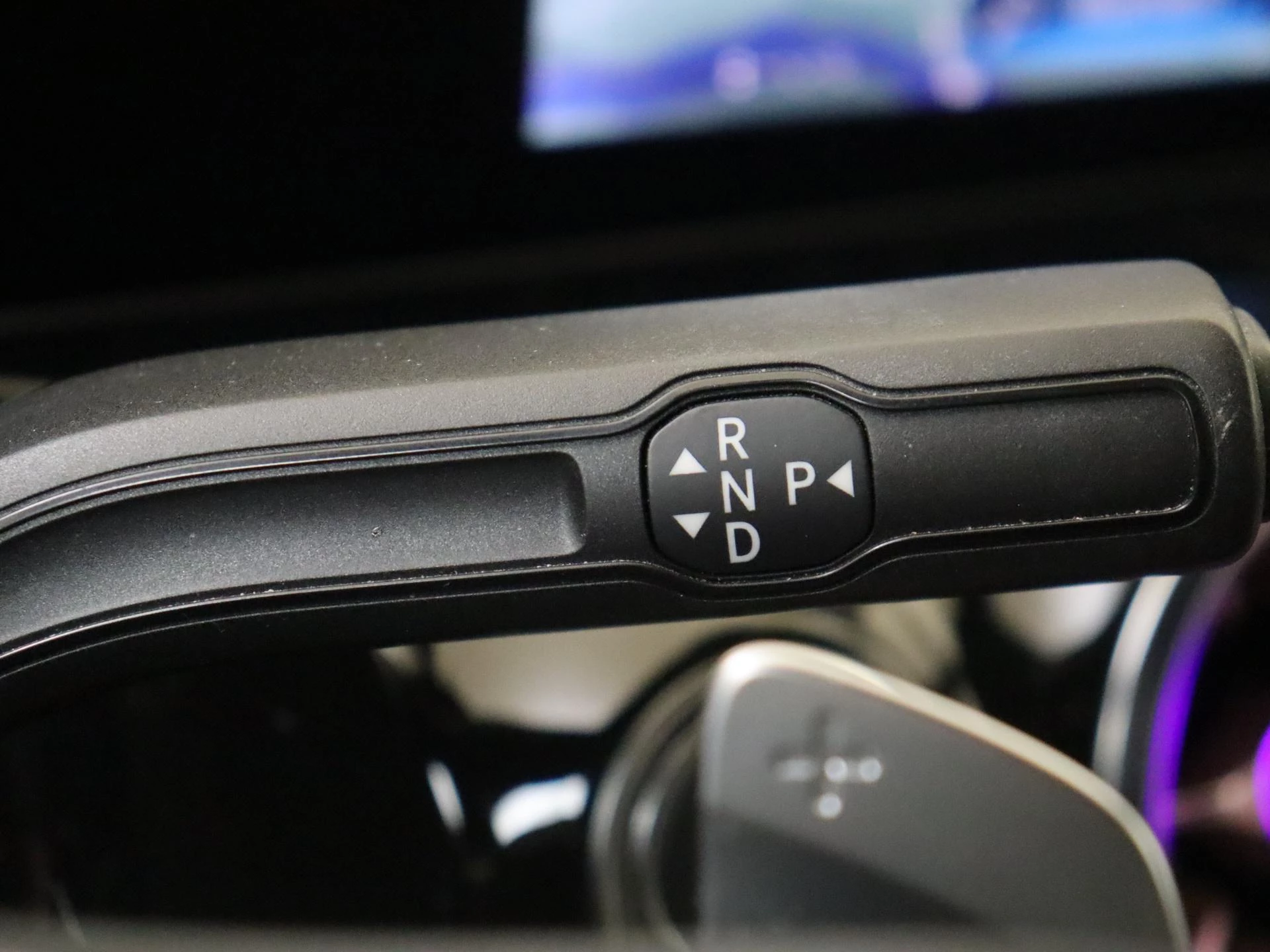 Mercedes-Benz-EQA-image-18