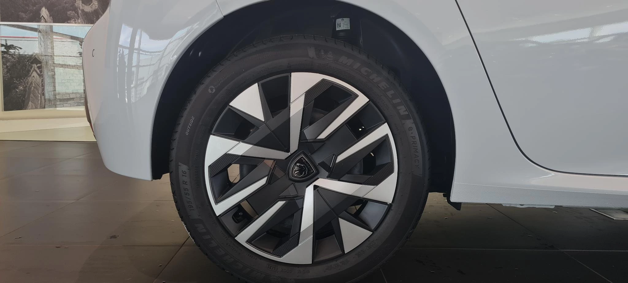 Peugeot-208-image-21
