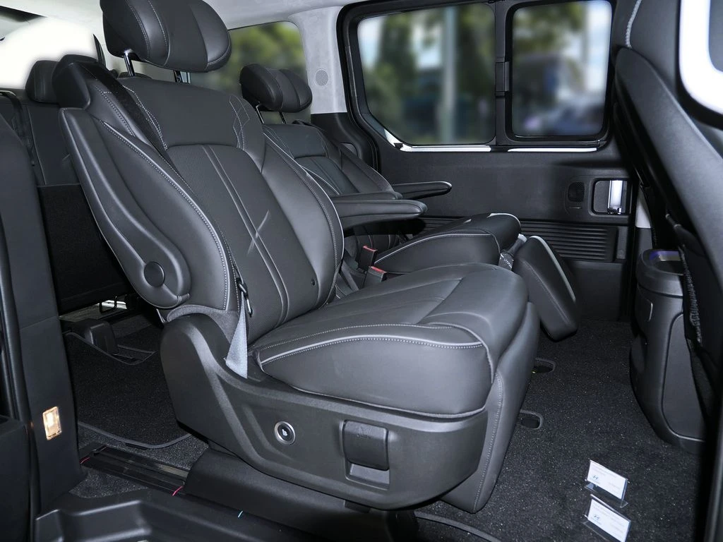 Hyundai-Staria-image-9