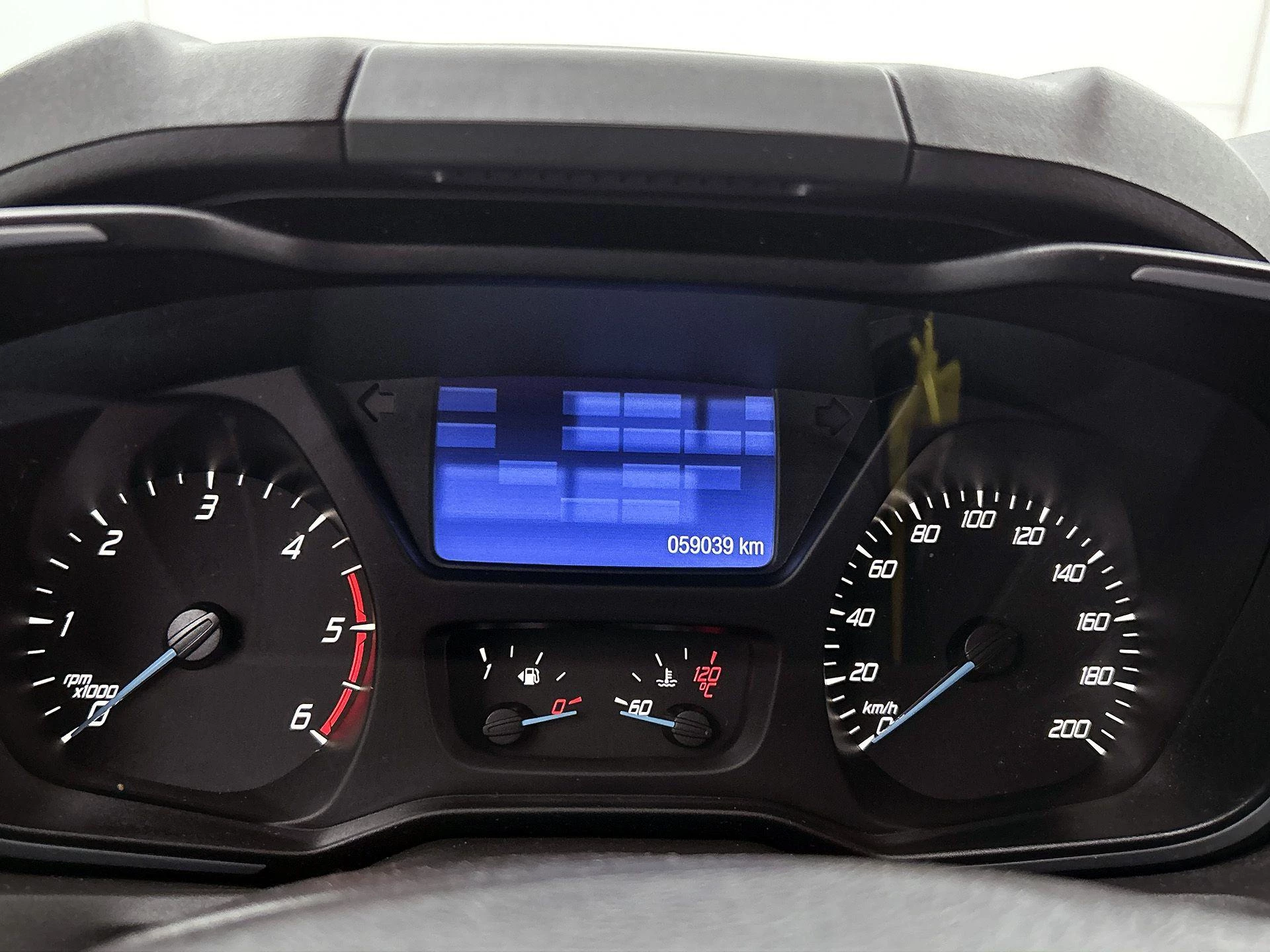 Ford-Transit Custom-image-13