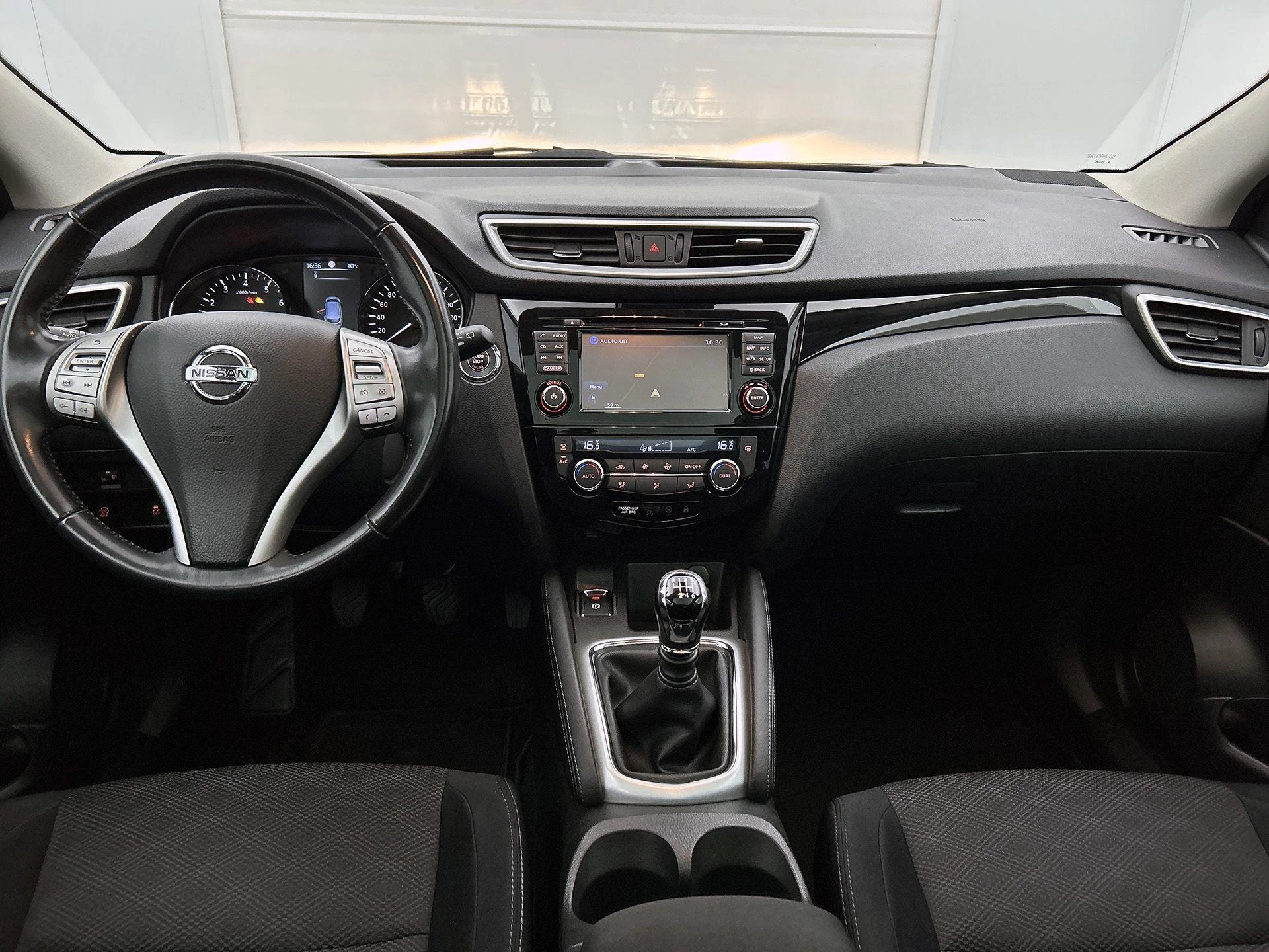 Nissan QASHQAI 1.6 Connect Edition