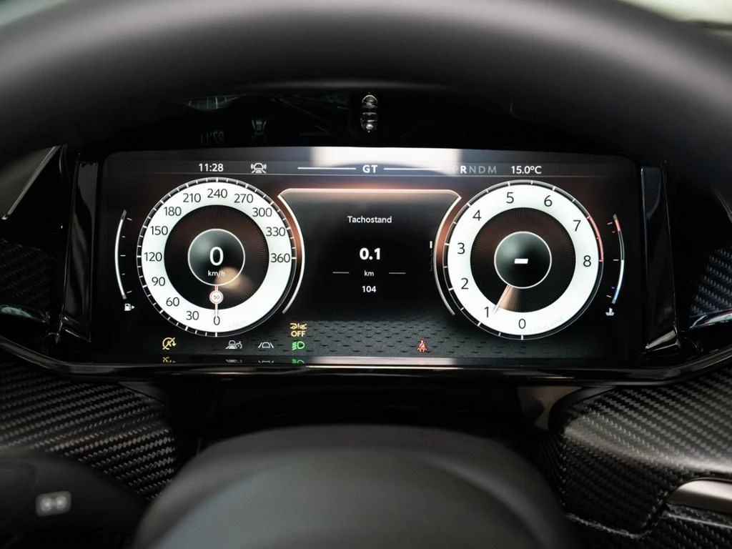 Aston Martin-Vanquish-image-5