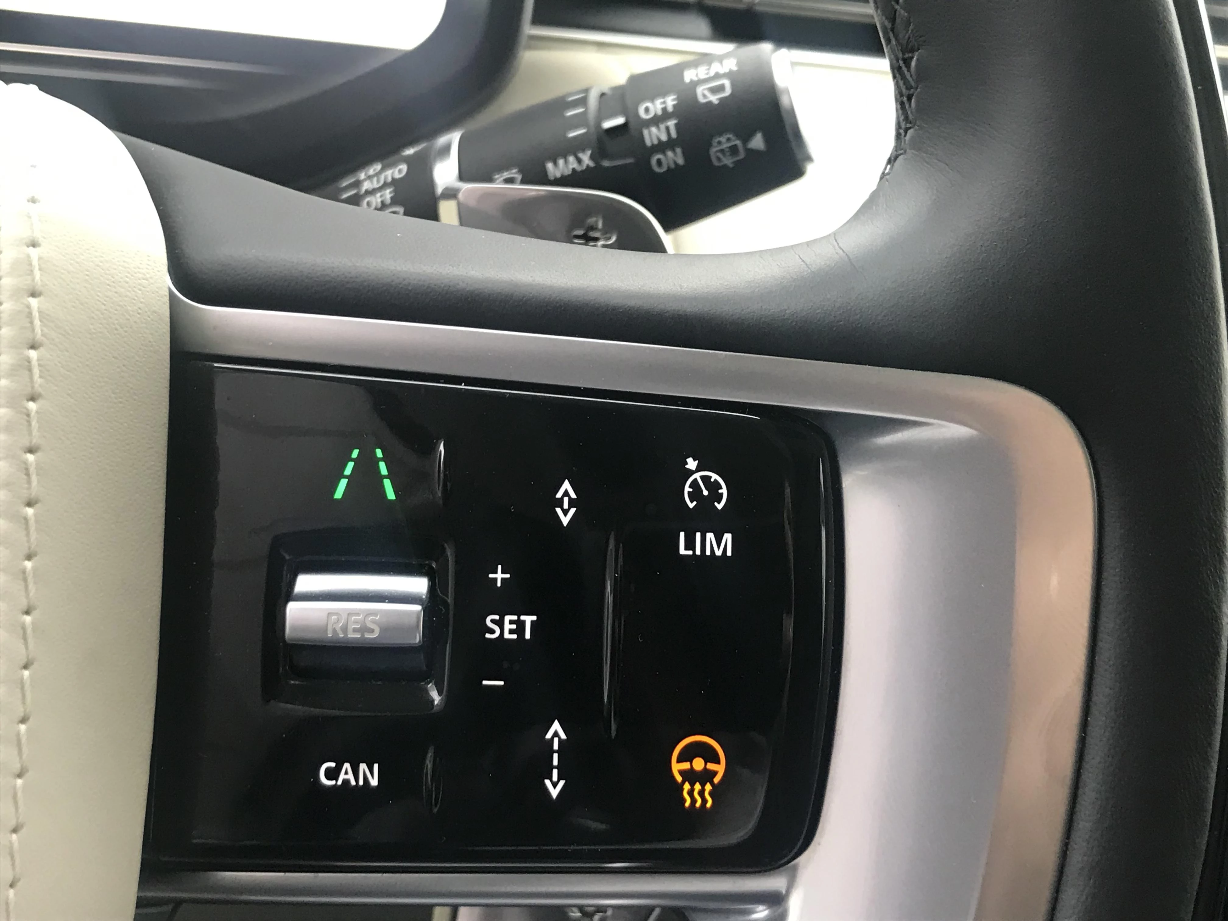 Land Rover-Range Rover-image-15