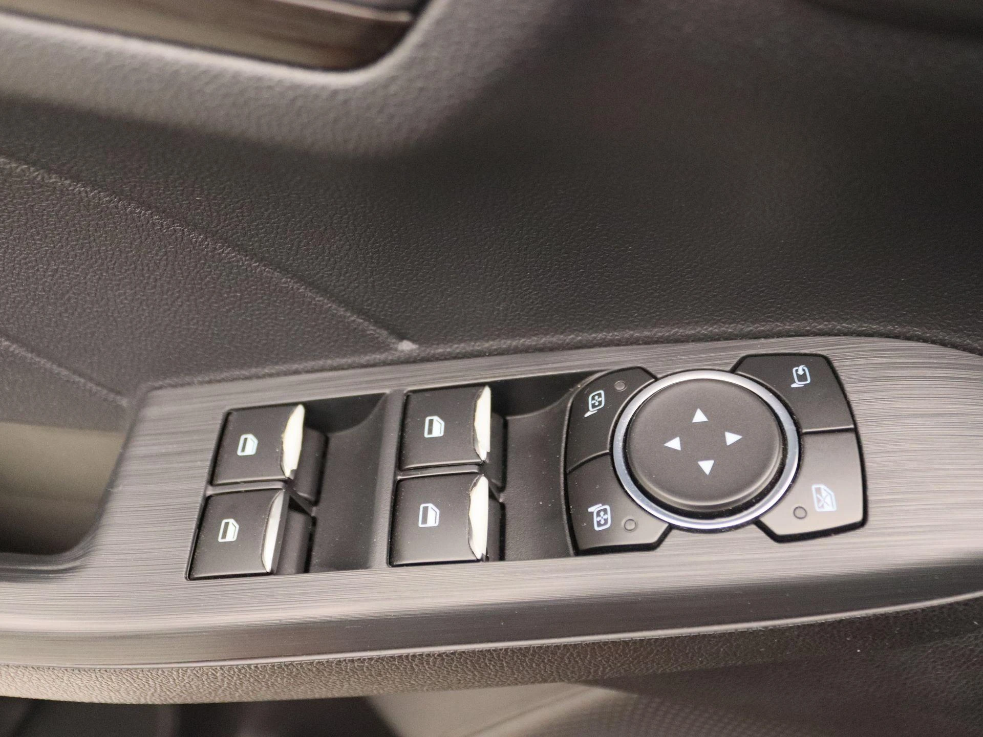 Ford-Kuga-image-22