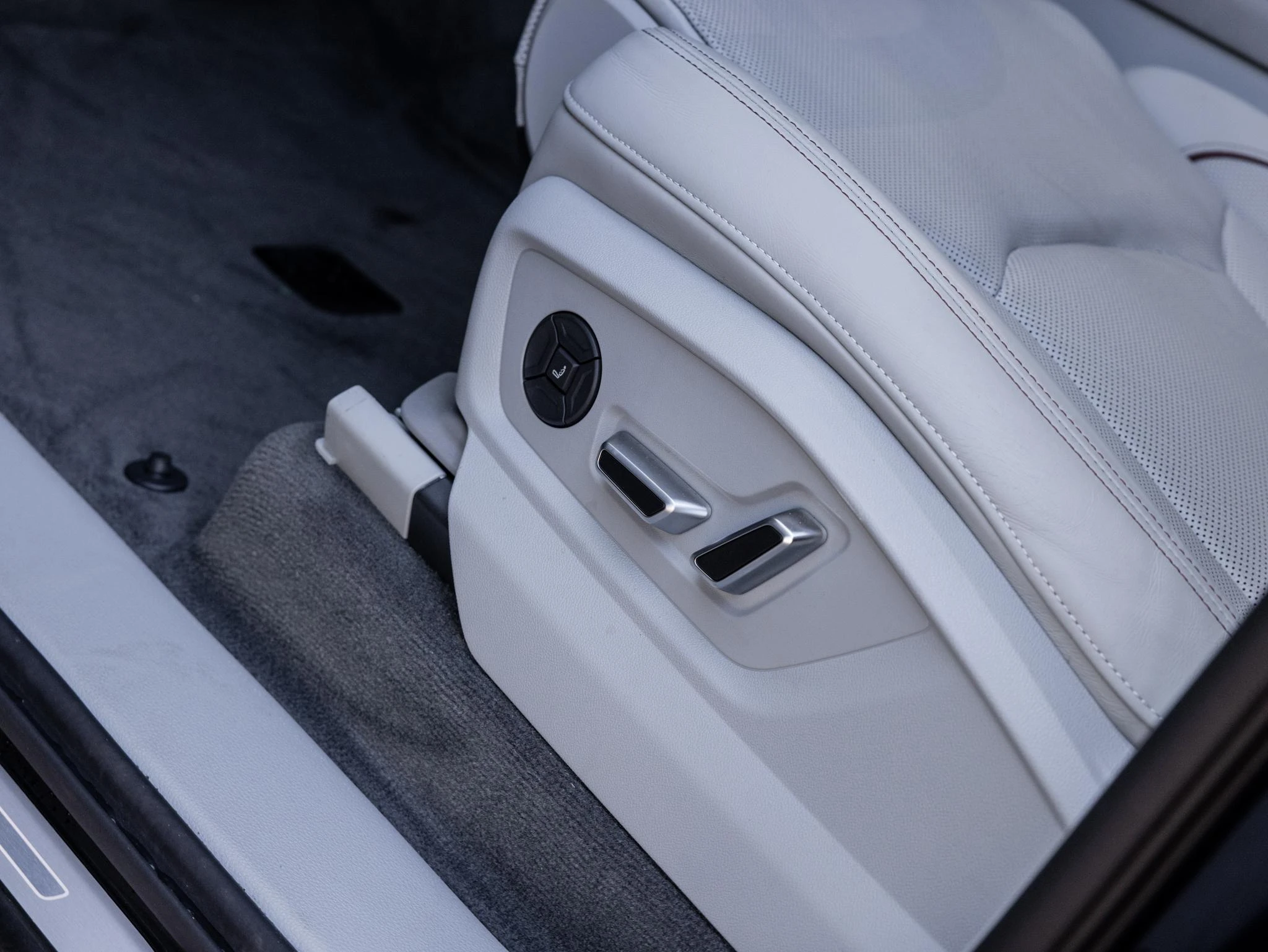 Audi-Q7-image-24