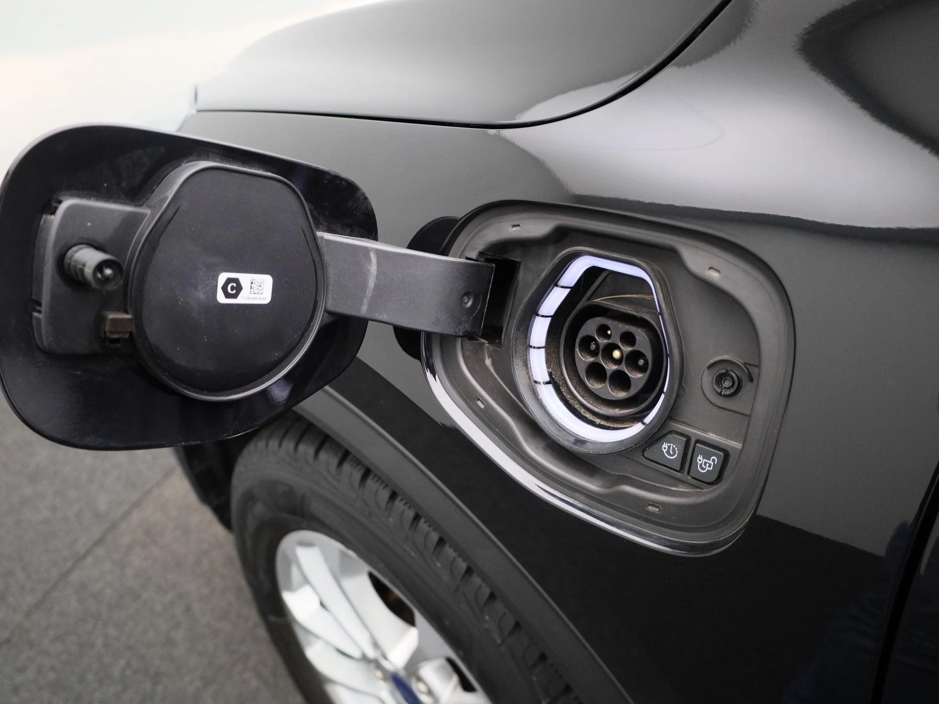 Ford-Kuga-image-13