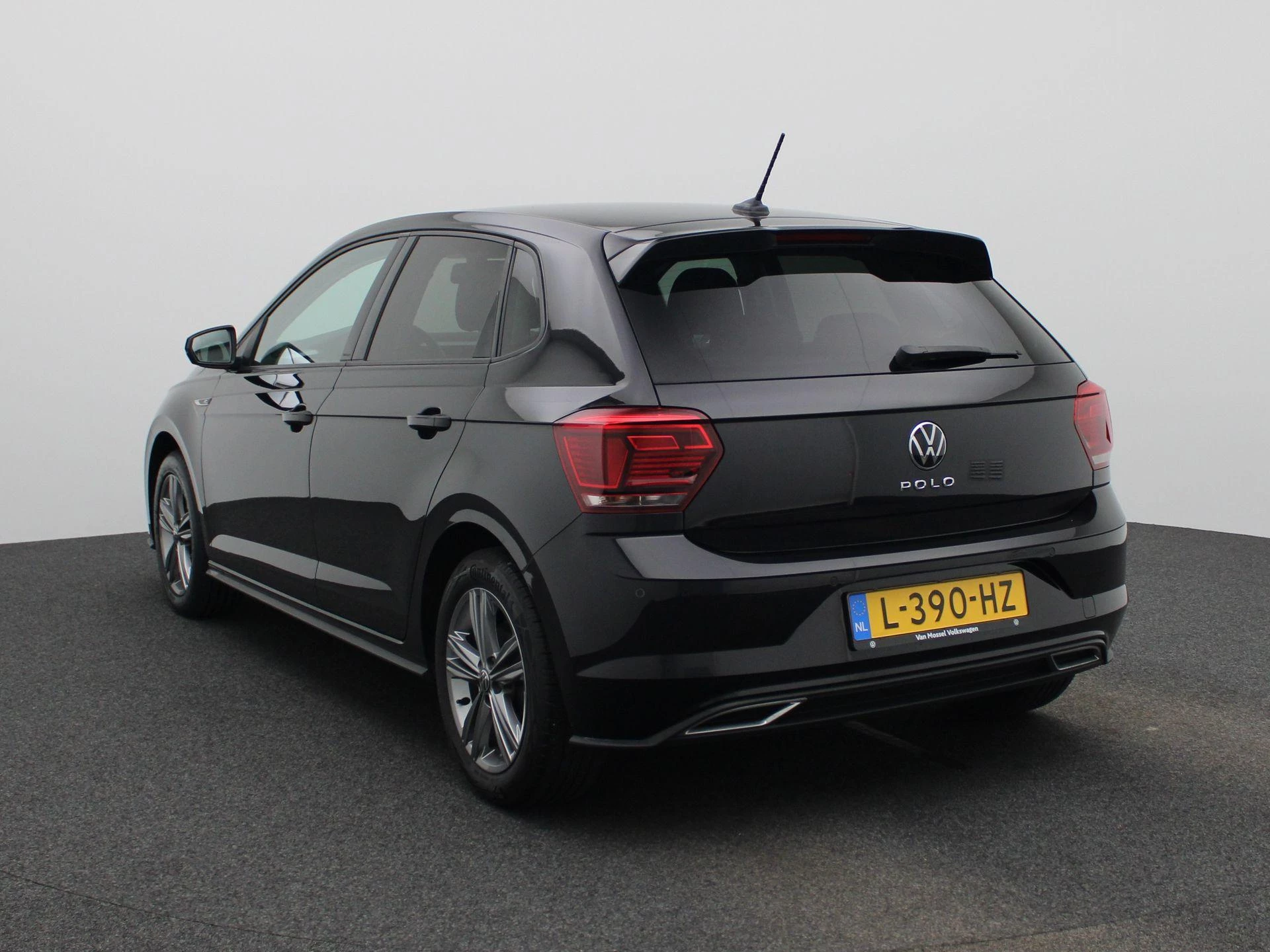 Volkswagen Polo 1.0 TSI Highline Business R