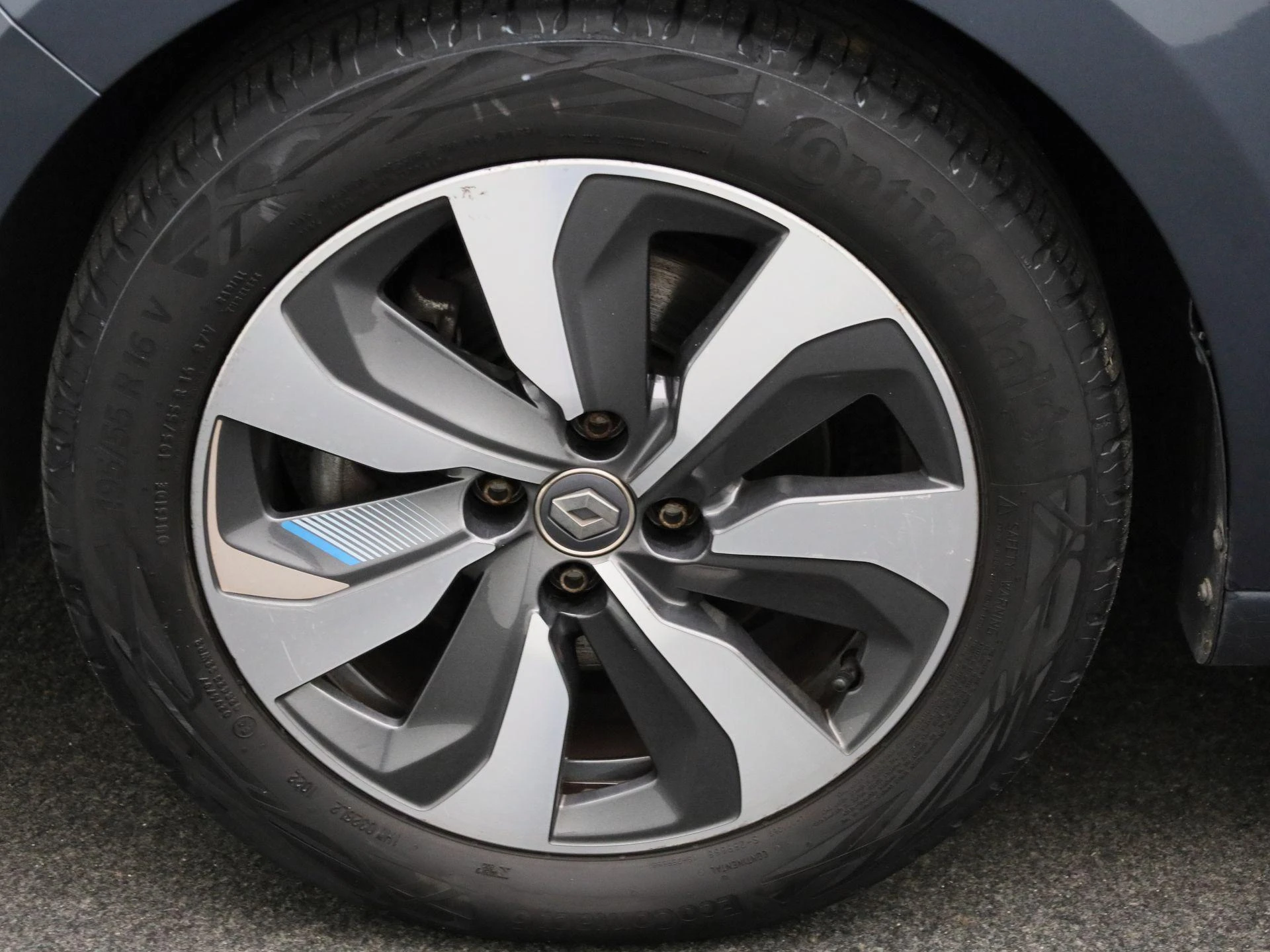 Renault-Clio-image-11