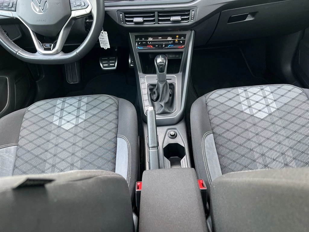 Volkswagen Taigo 1.0 TSI DSG R-Line *Pano*