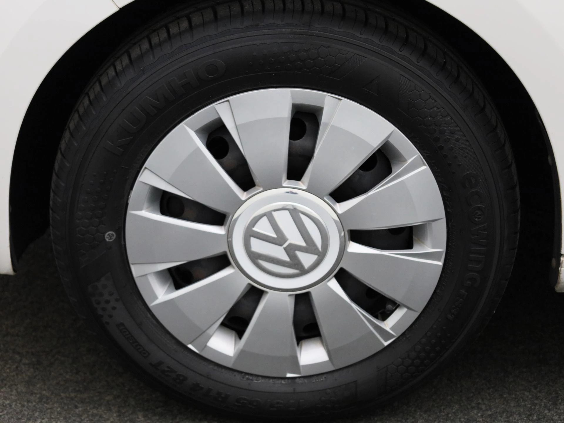 Volkswagen up! 1.0 BMT move up!