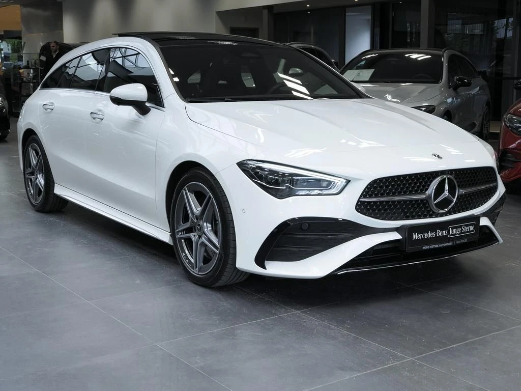 Mercedes-Benz-CLA 250-image-4