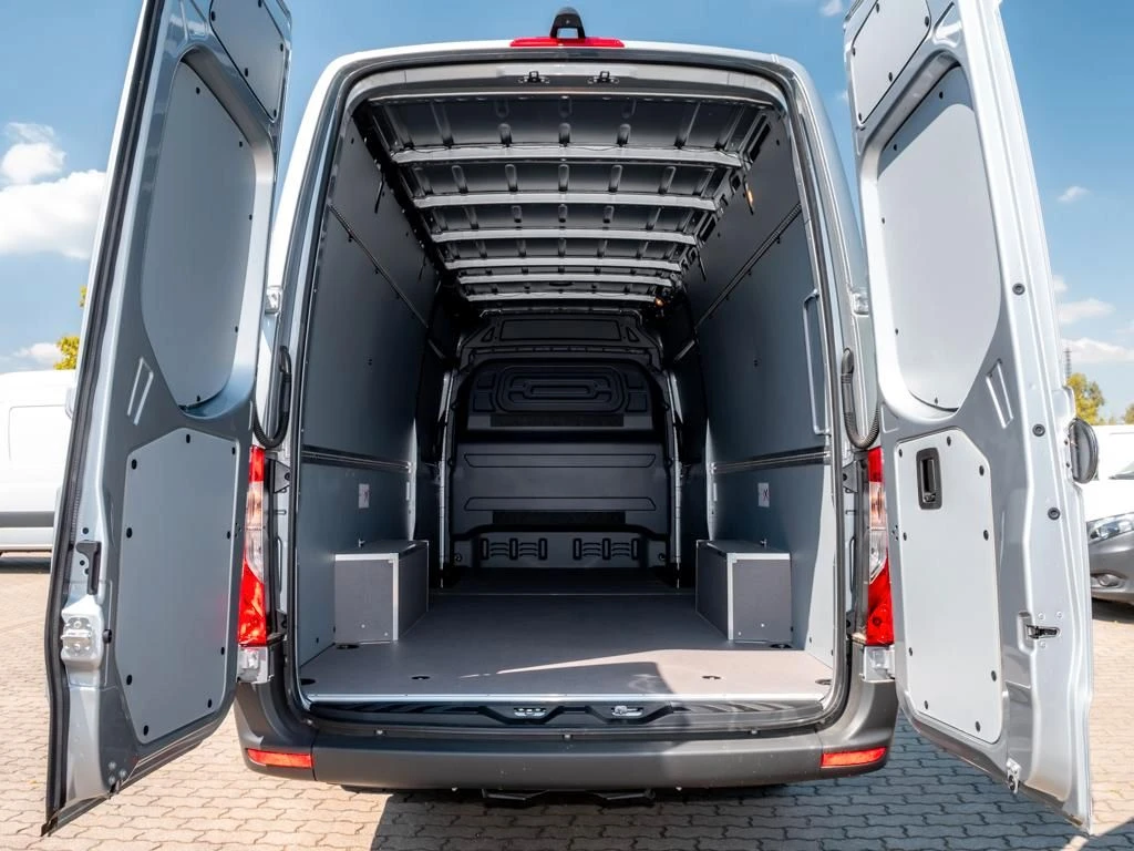 Mercedes-Benz-Sprinter 317-image-15