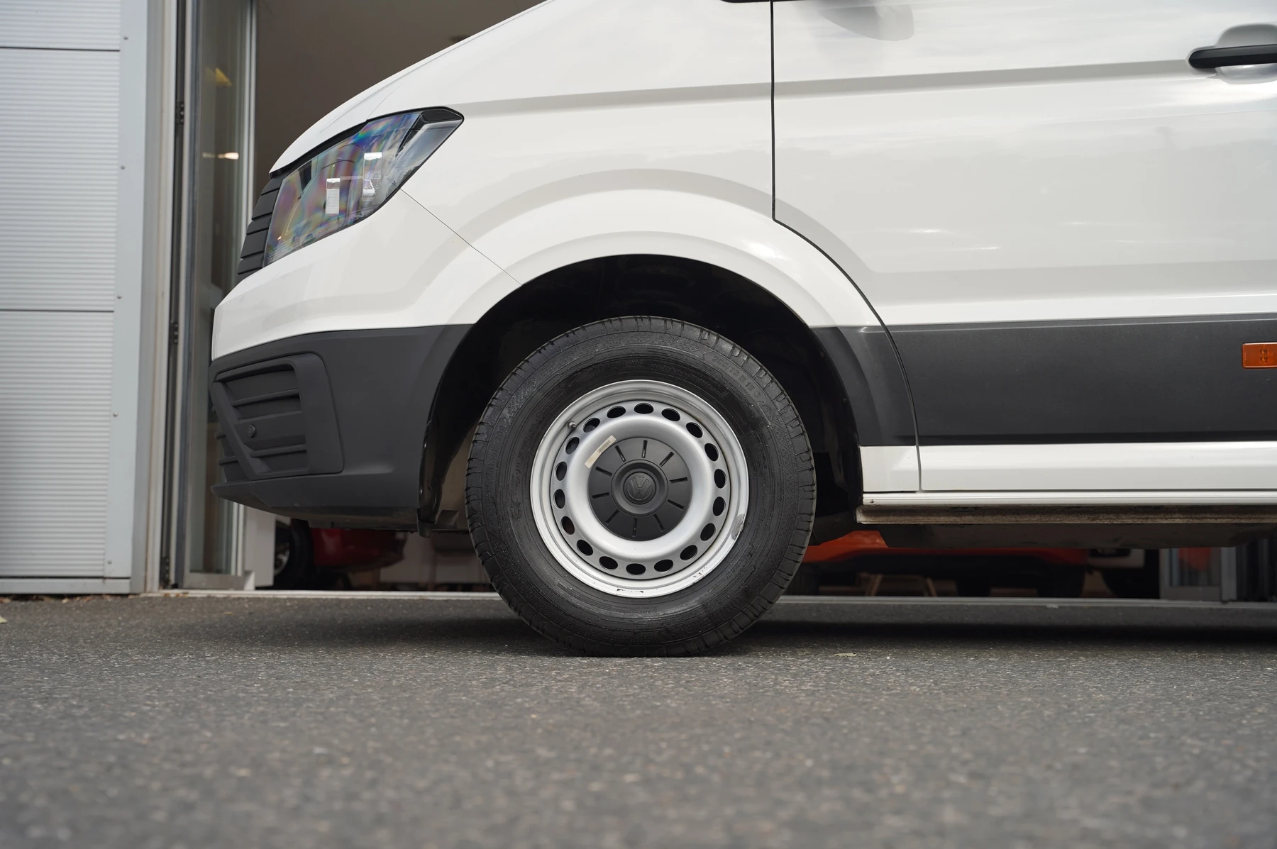 Volkswagen-Crafter-image-4