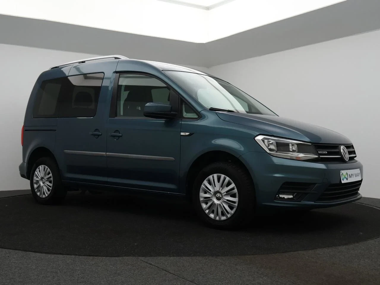 Volkswagen Caddy CNG 1.4 TGI Trendline *DSG*NAVI*TREKHAAK*AUTOCLIMA*CRUIZE*...