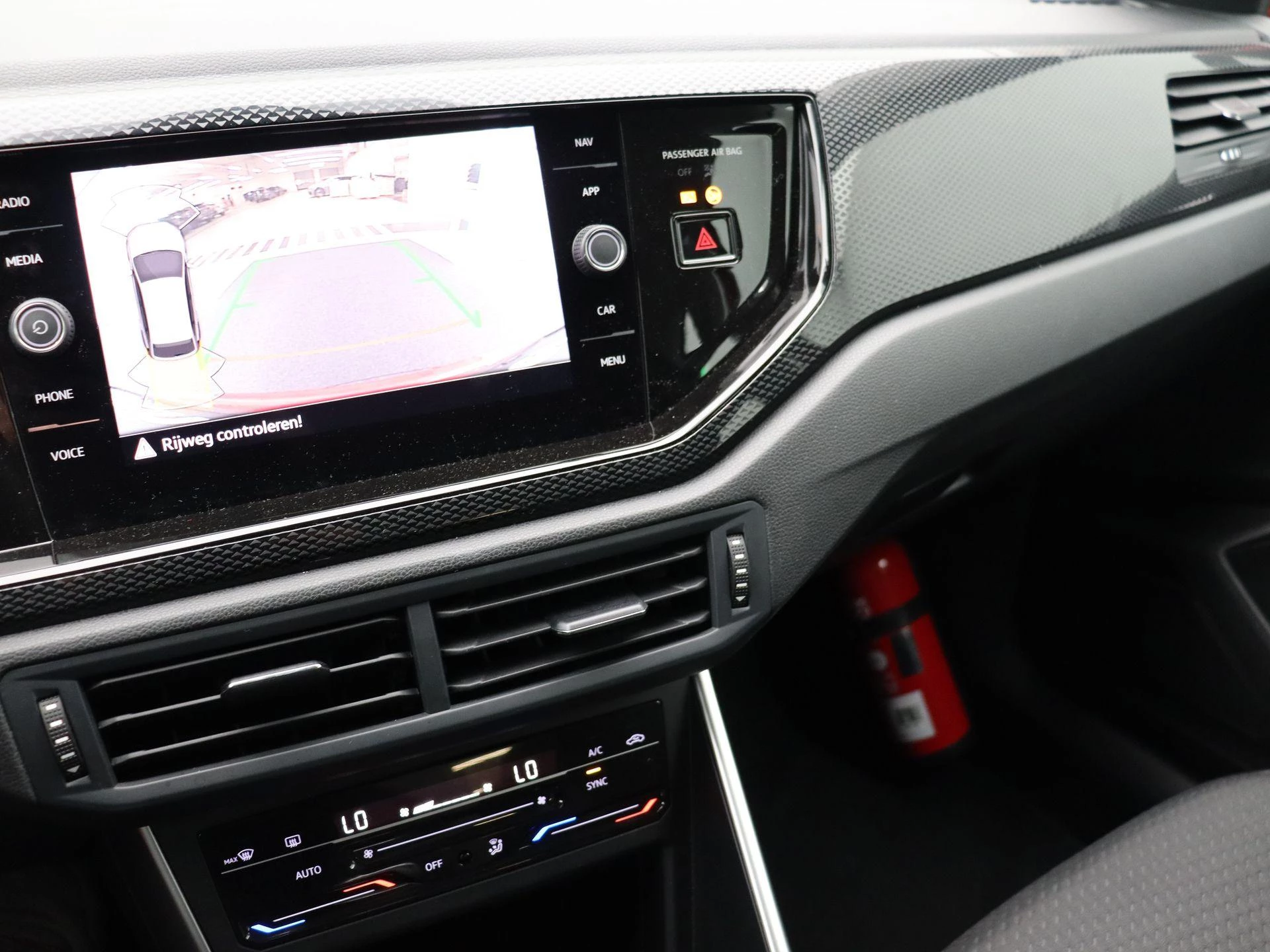 Volkswagen-Taigo-image-12