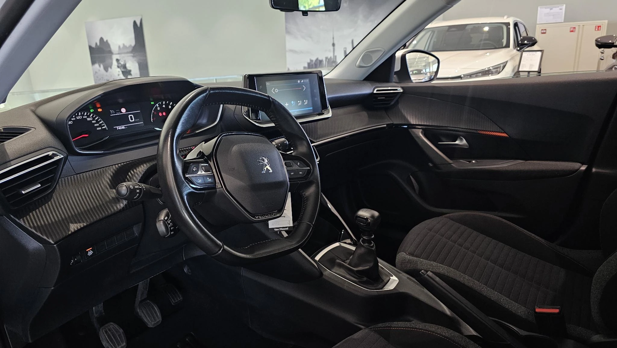 Peugeot-2008-image-9