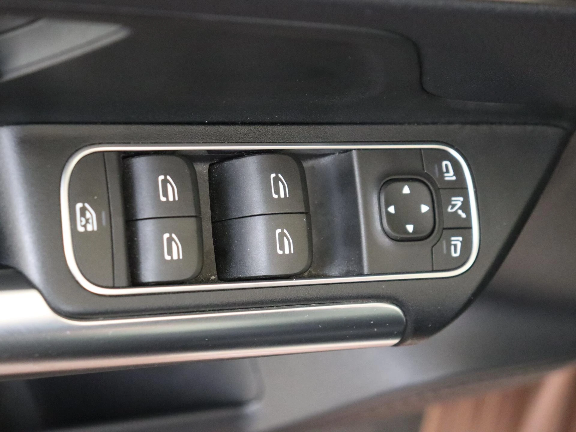 Mercedes-Benz-B-Klasse-image-26