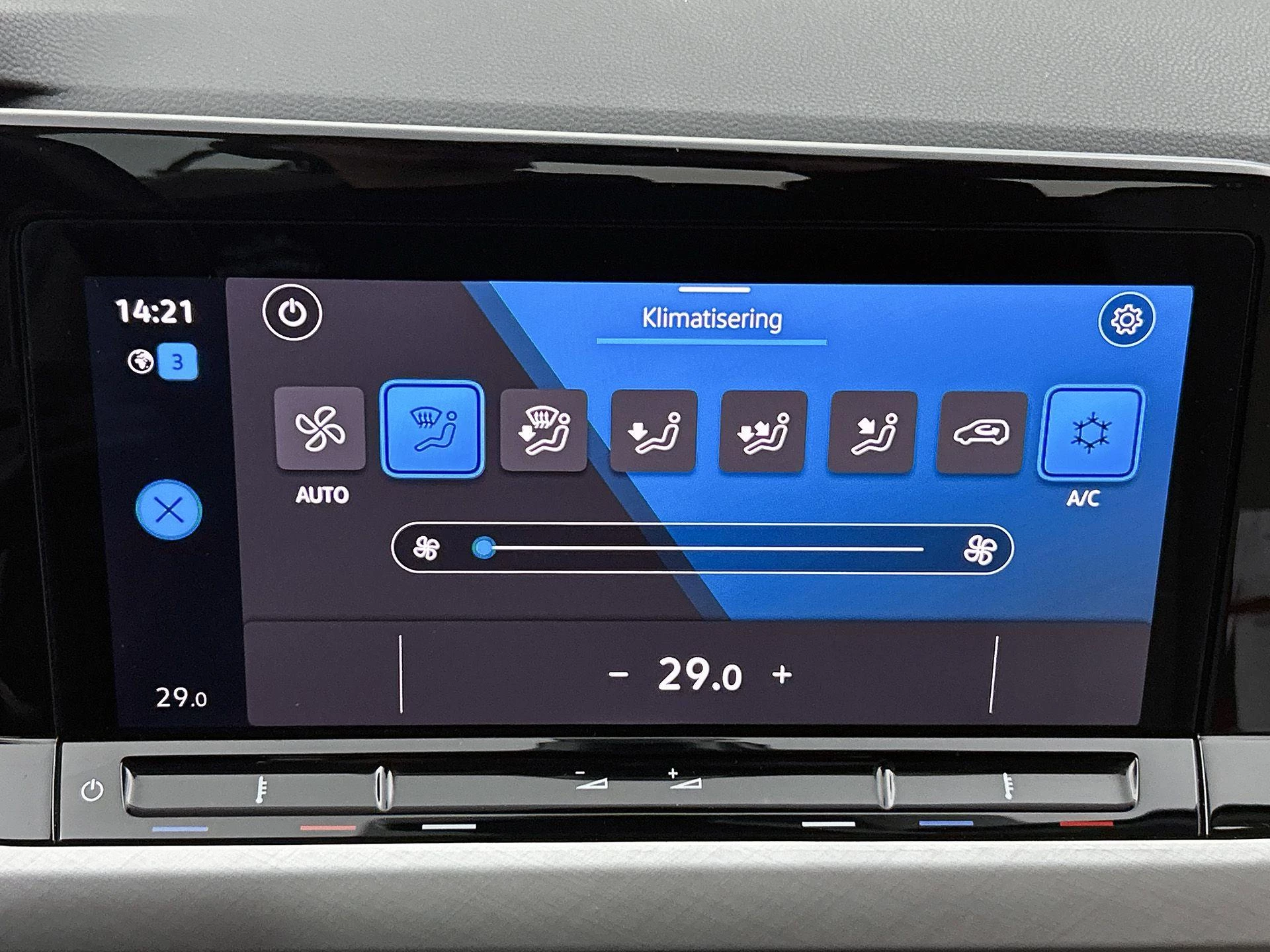 Volkswagen Golf 1.0 eTSI Life