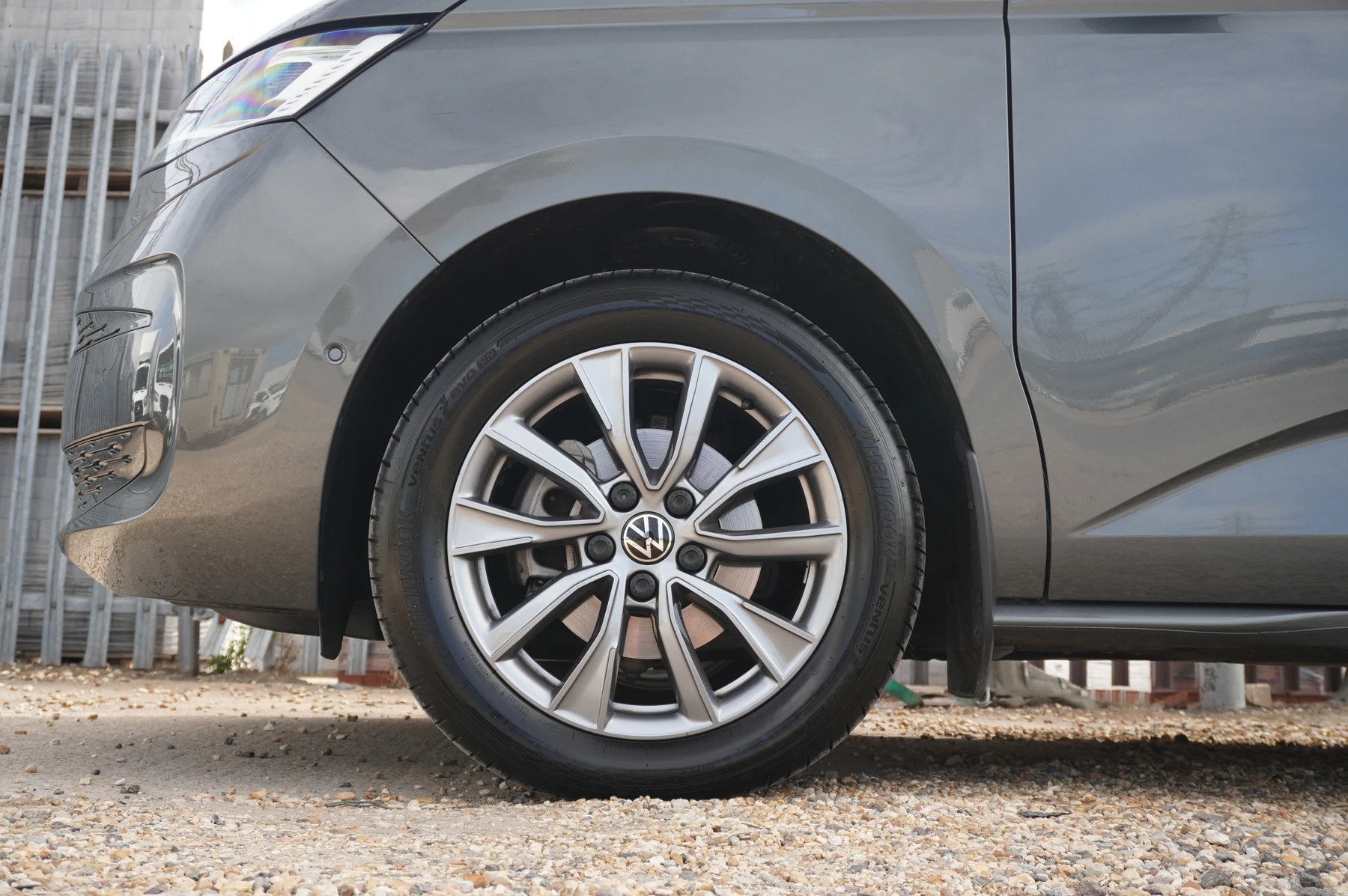 Volkswagen-California-image-4