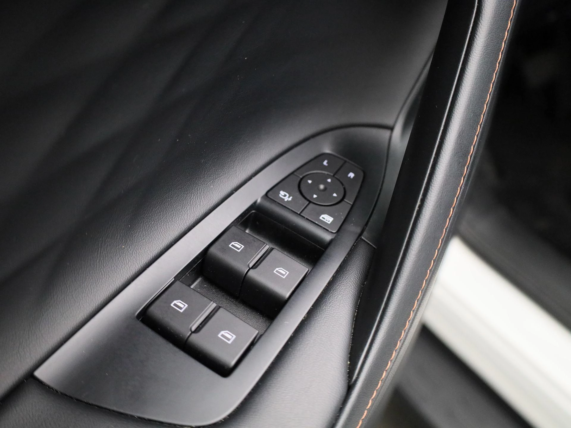 MG HS 1.5 Luxury PHEV