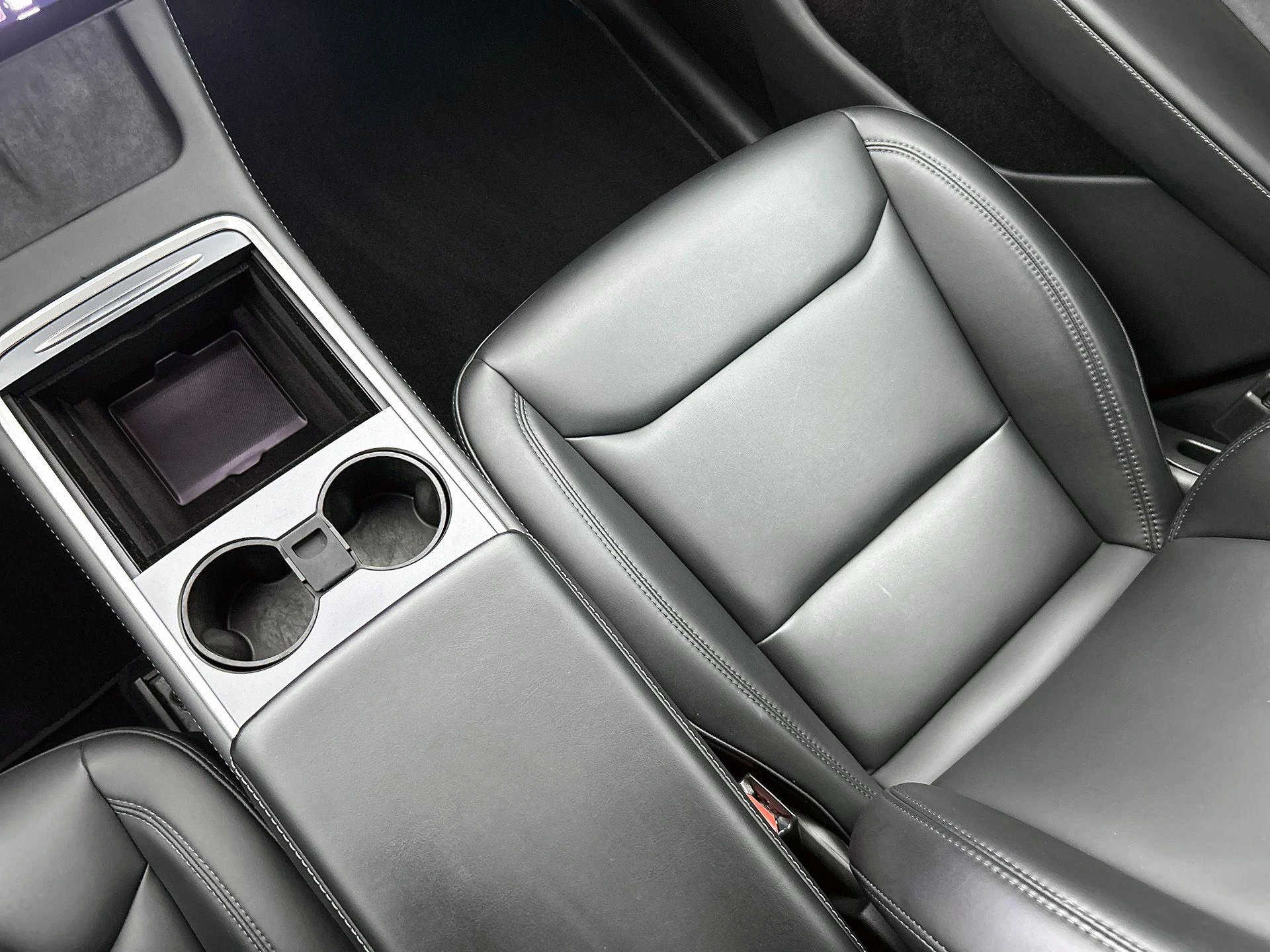 Tesla-Model Y-image-25